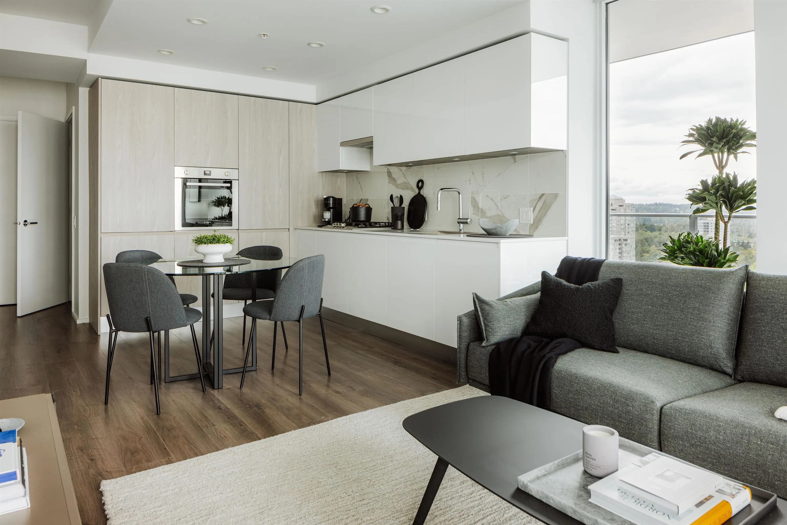 902 3888 Evergreen Place, Burnaby, BC V3J 0M3 — image 2