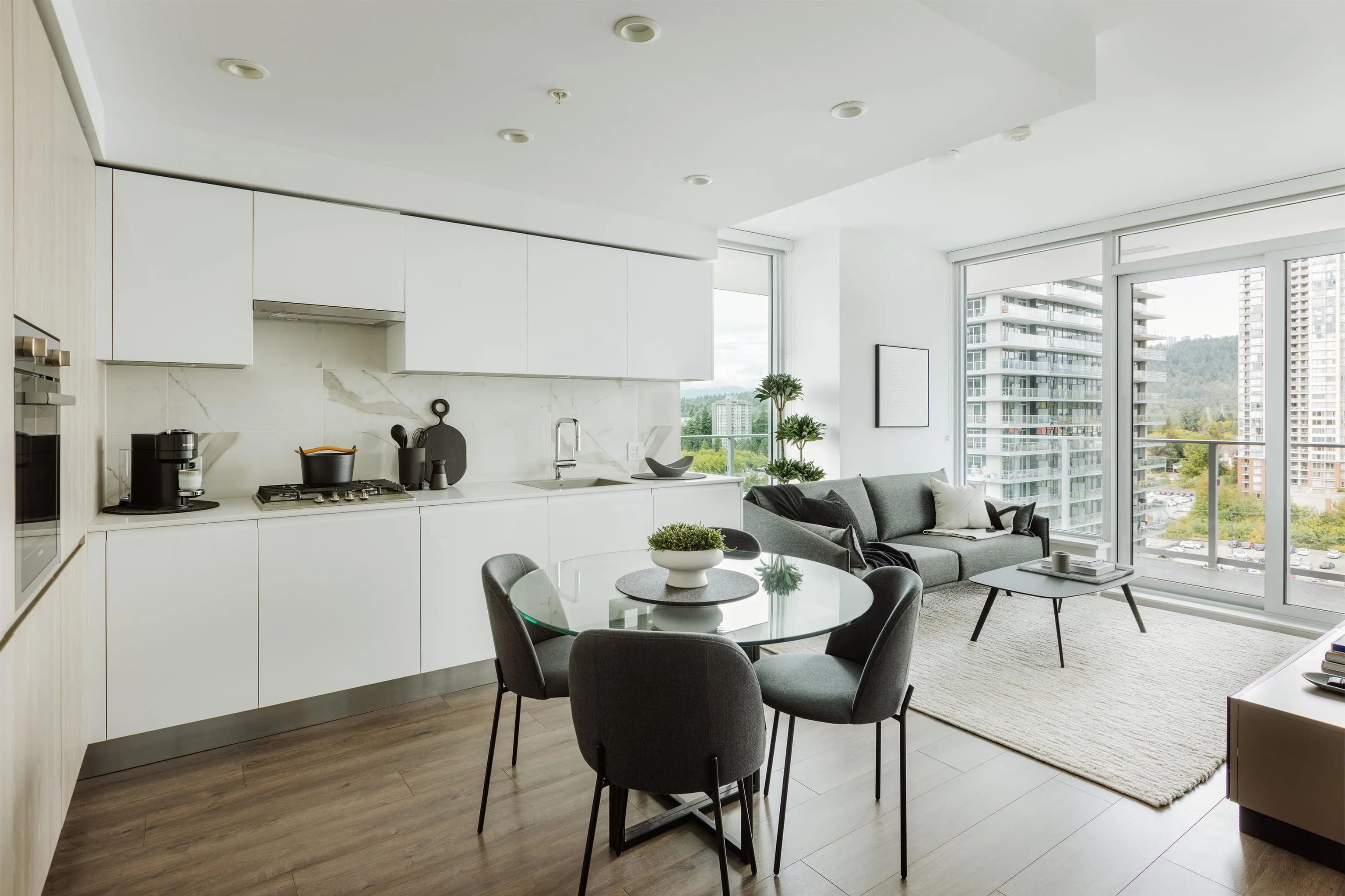 902 3888 Evergreen Place, Burnaby, BC V3J 0M3 — image 4