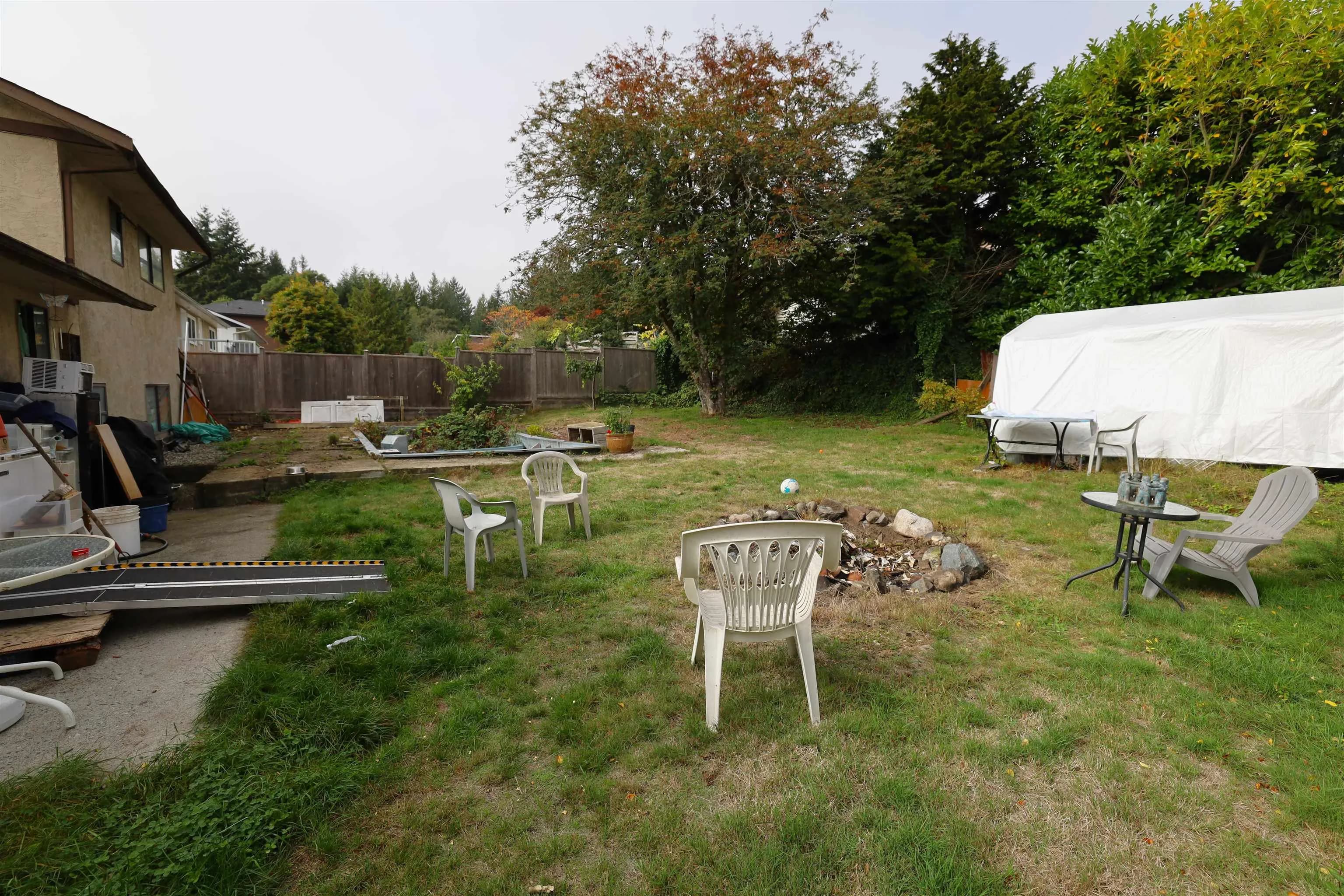 4356 Cameo Road, Sechelt, BC V0N 3A0 — image 2
