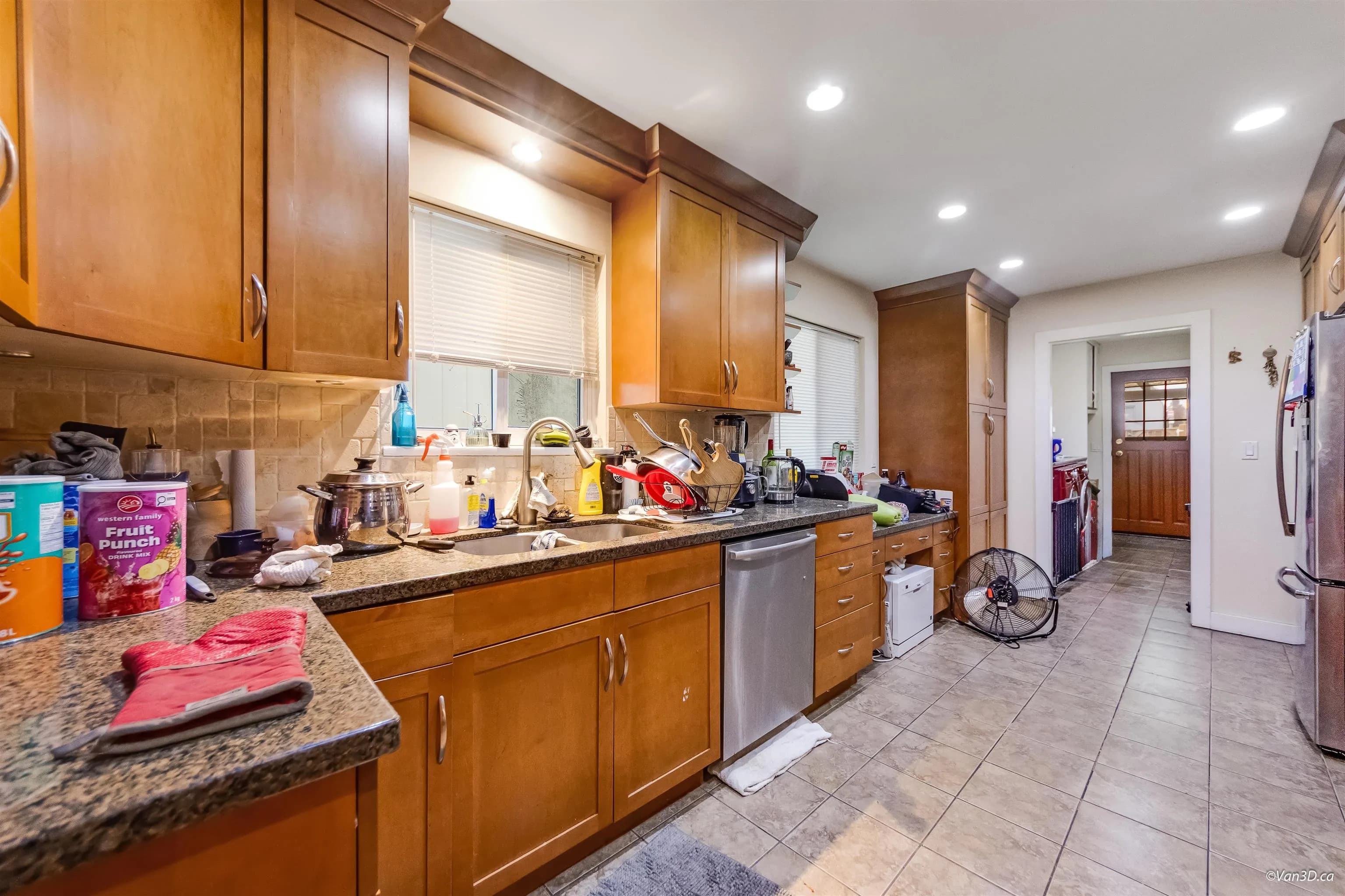 1542 Bond Street, North Vancouver, BC V7J 1E7 — image 4