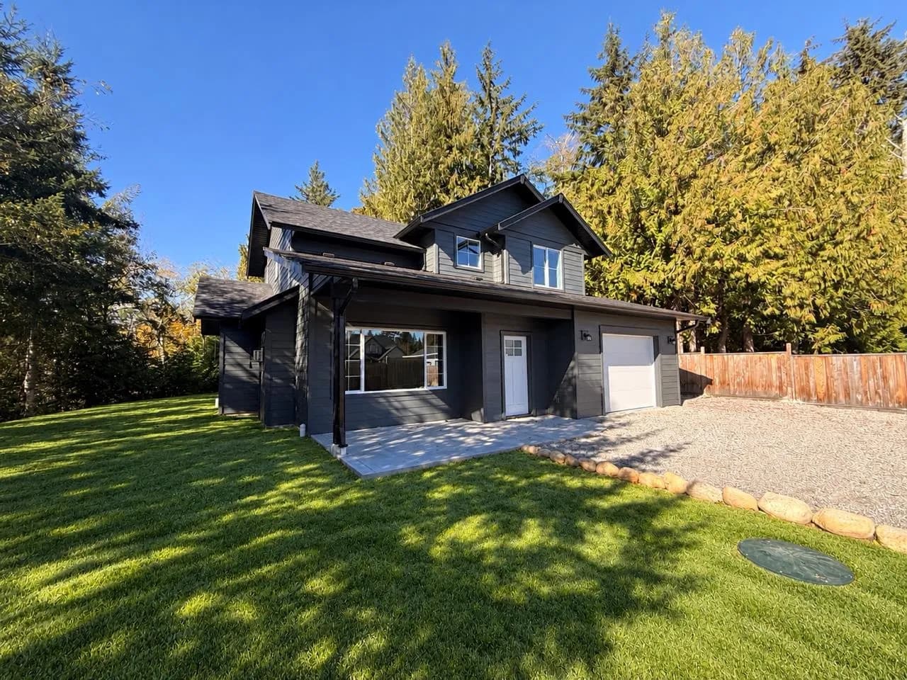 503 Jordan Way, Gibsons, BC V0N 1V5 — image 1
