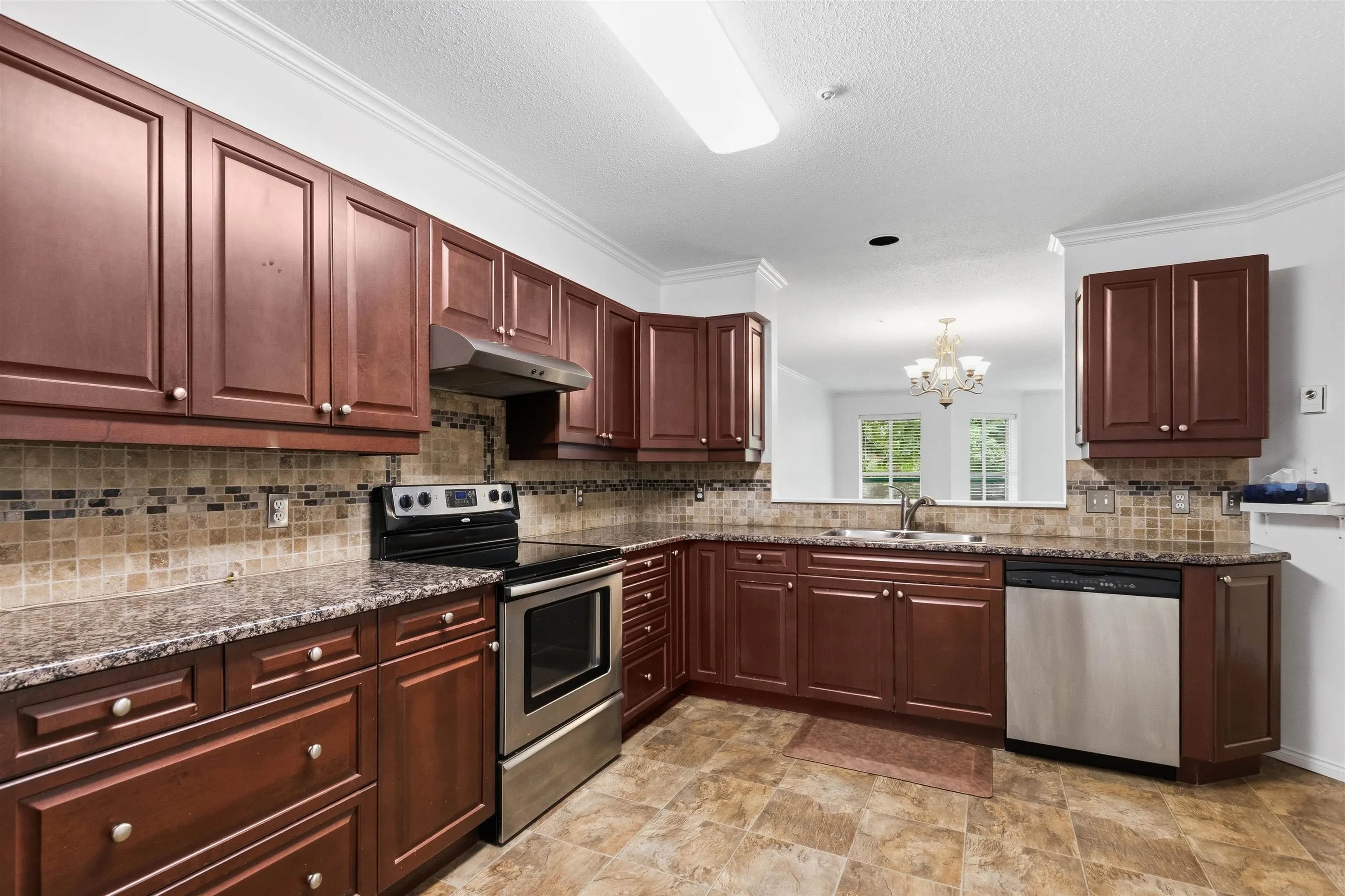 204 5656 Halley Avenue, Burnaby, BC V5H 2P8 — image 8