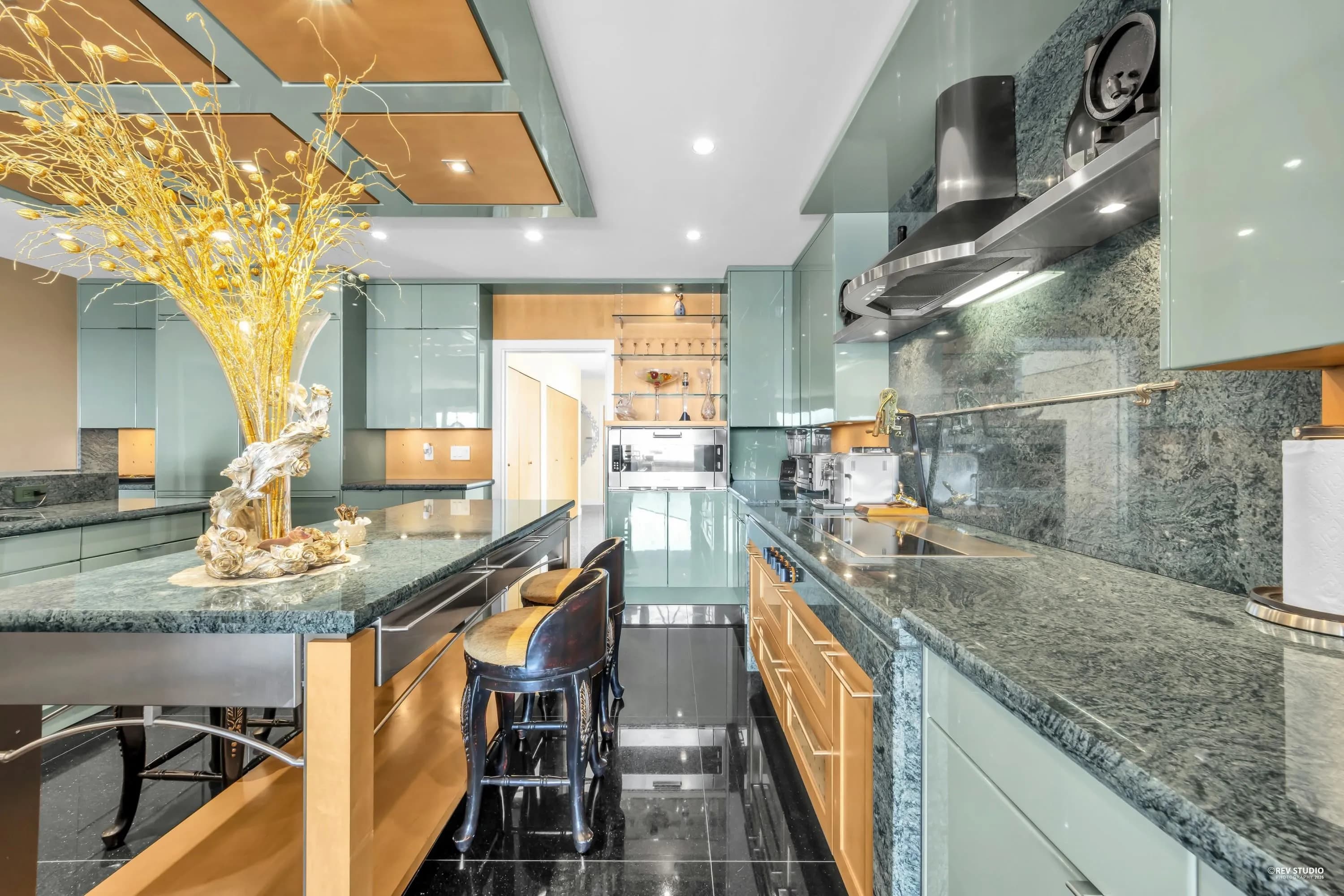 848 Eyremount Drive, West Vancouver, BC V7S 2A9 — image 16