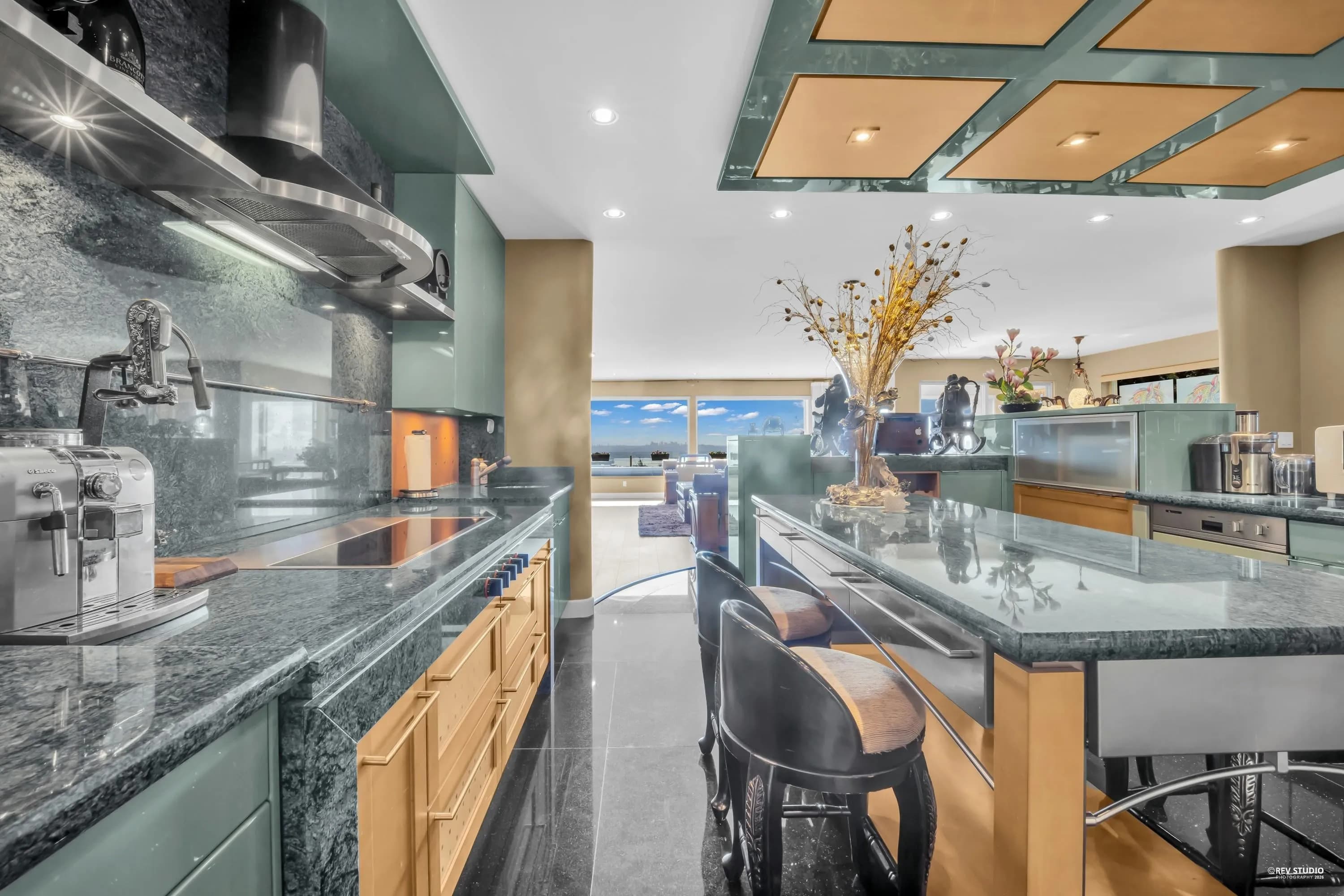 848 Eyremount Drive, West Vancouver, BC V7S 2A9 — image 18