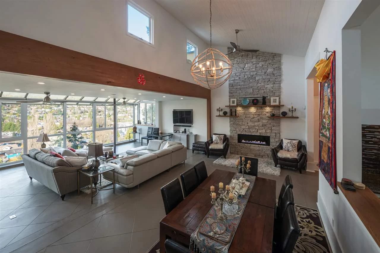 313 Skyline Drive, Gibsons, BC V0N 1V8 — image 6