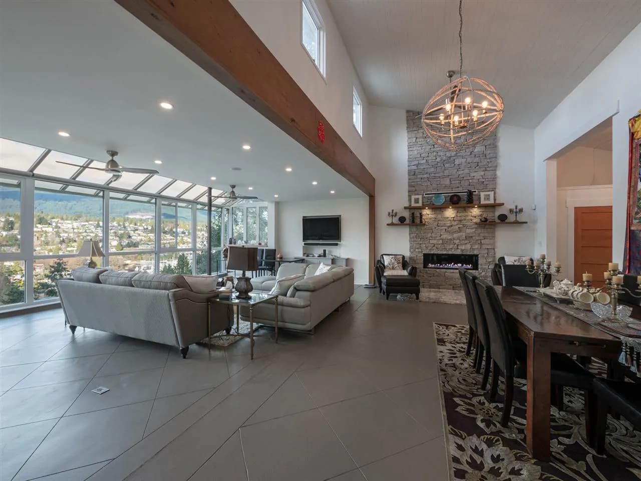 313 Skyline Drive, Gibsons, BC V0N 1V8 — image 9