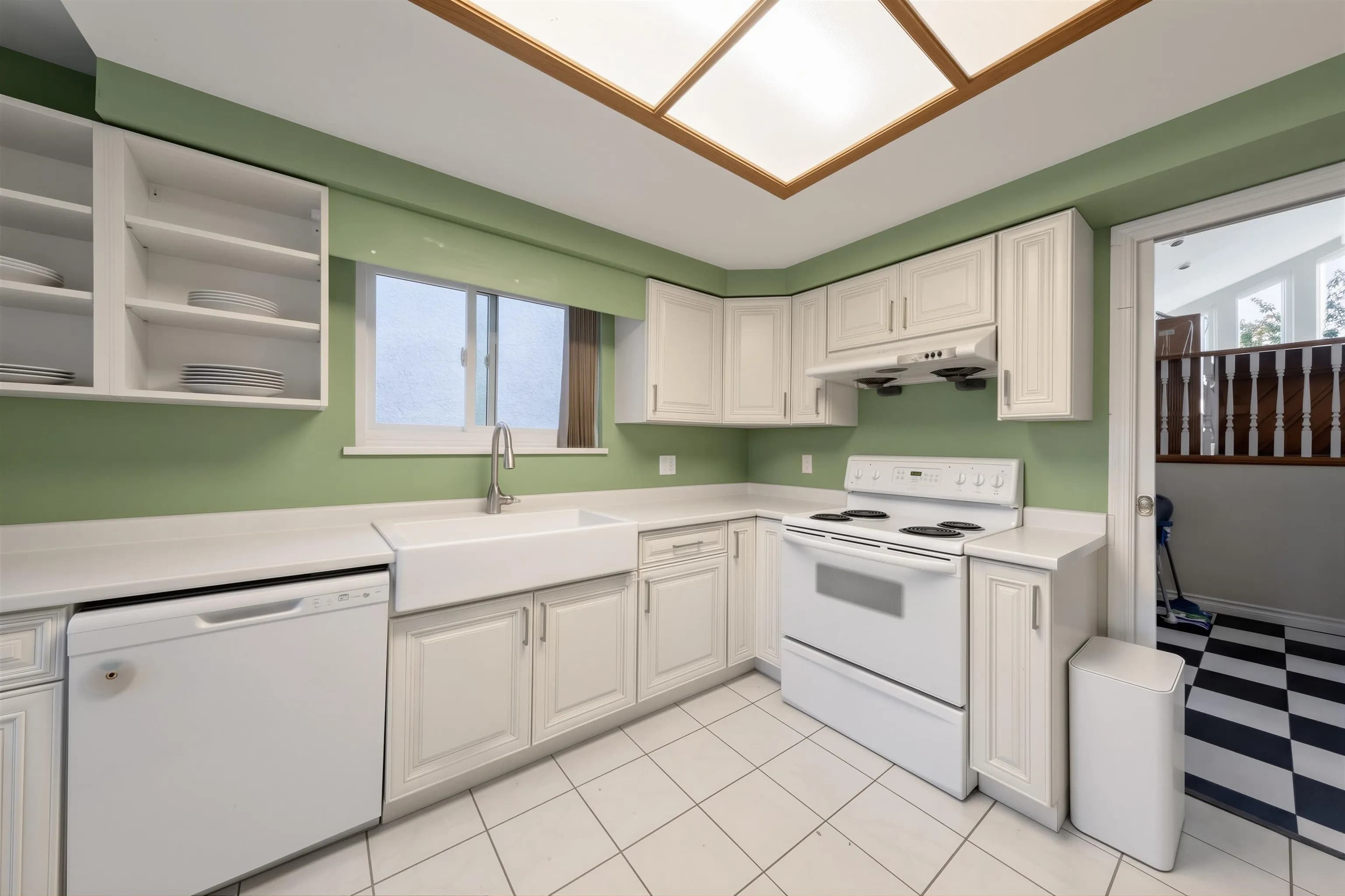 2553 E 22nd Avenue, Vancouver, BC V5M 2X4 — image 7