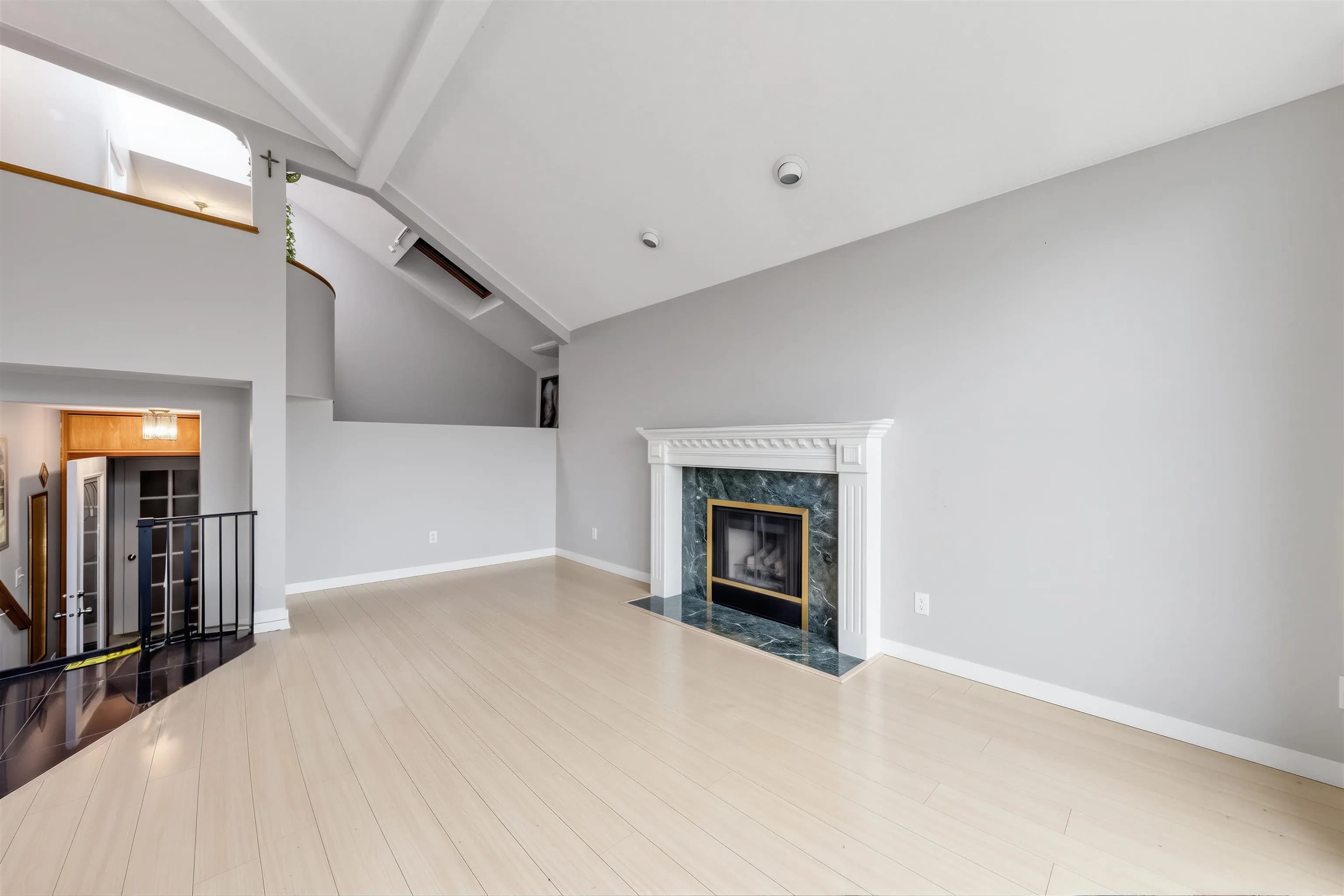 2553 E 22nd Avenue, Vancouver, BC V5M 2X4 — image 4