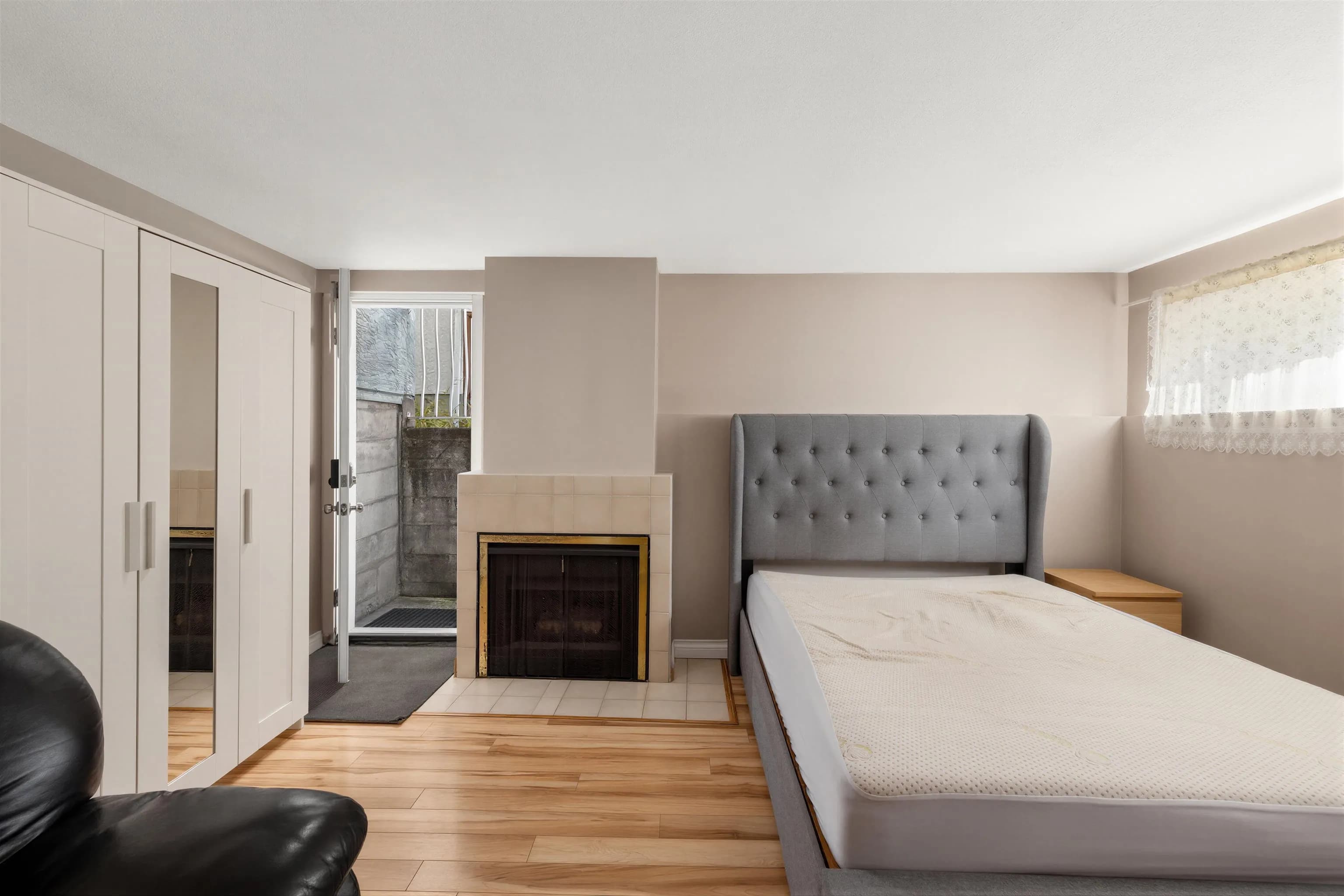 2553 E 22nd Avenue, Vancouver, BC V5M 2X4 — image 25