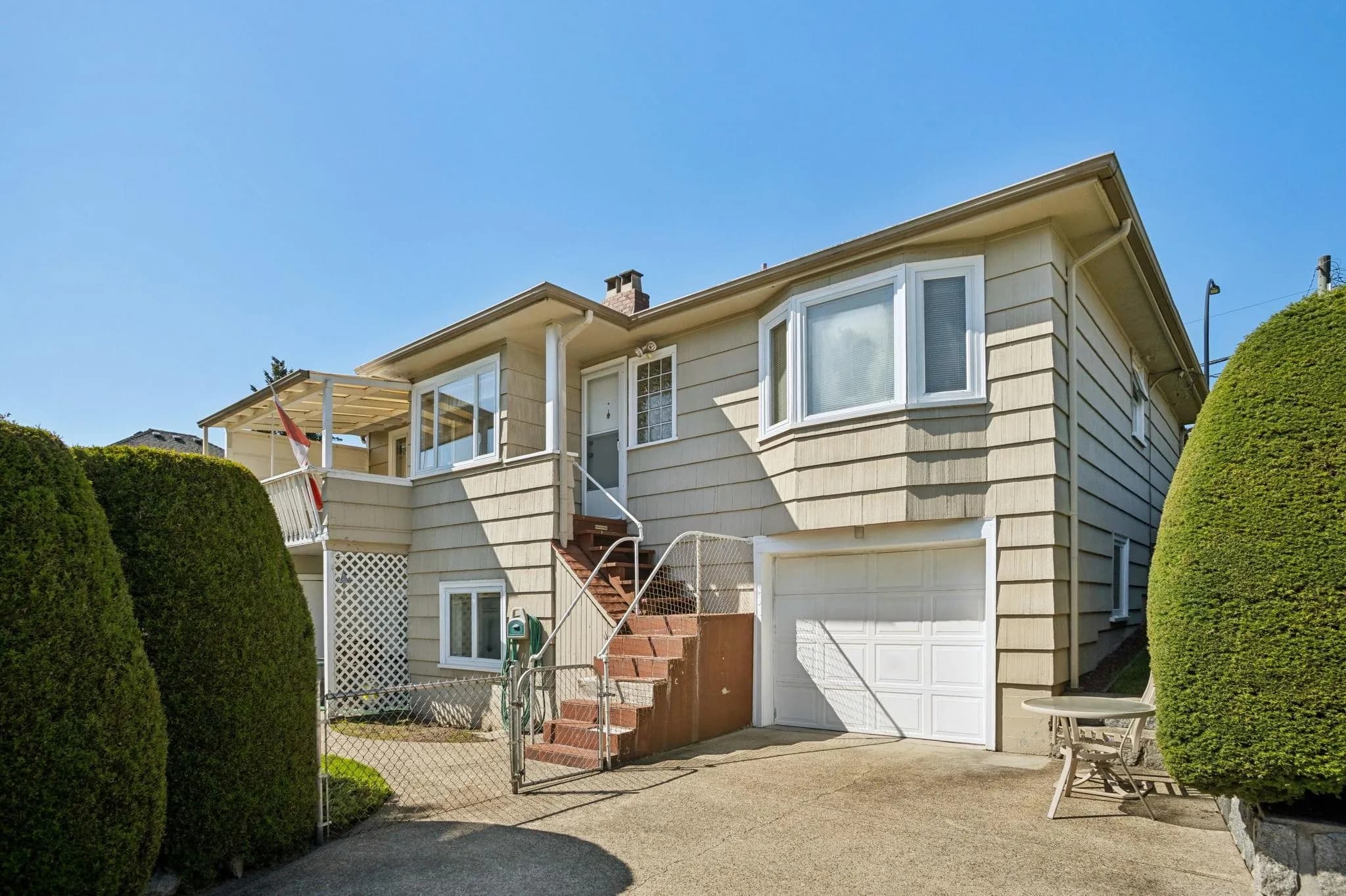 657 E Keith Road, North Vancouver, BC V7L 1W4 — image 26