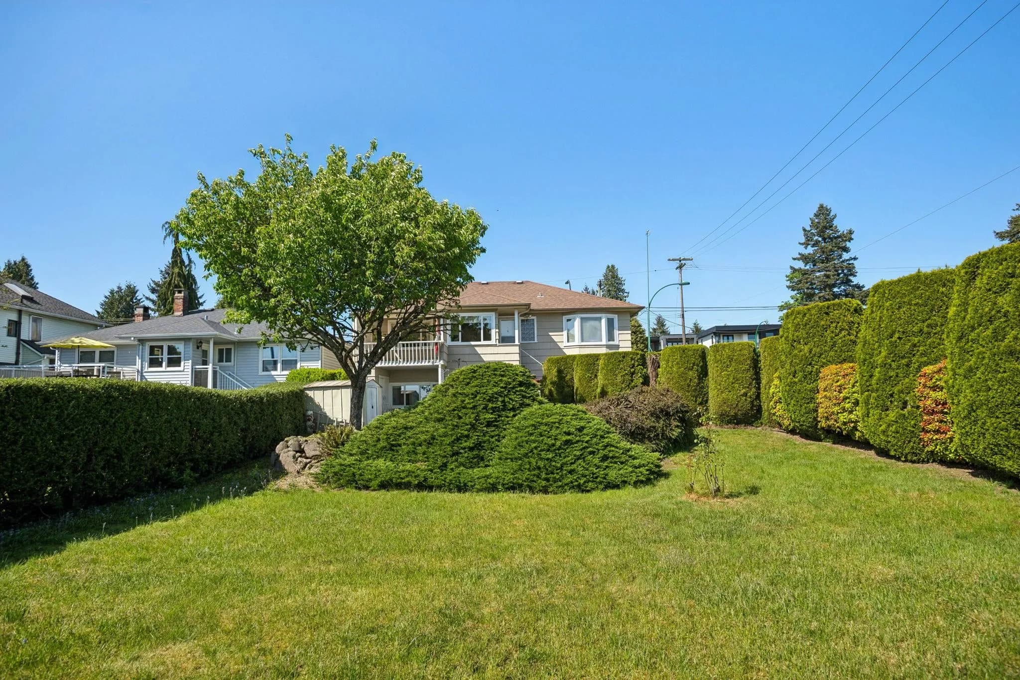 657 E Keith Road, North Vancouver, BC V7L 1W4 — image 27