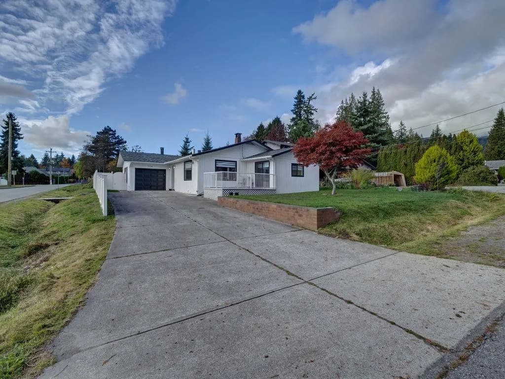 776 Seacot Way, Gibsons, BC V0N 1V9 — image 4