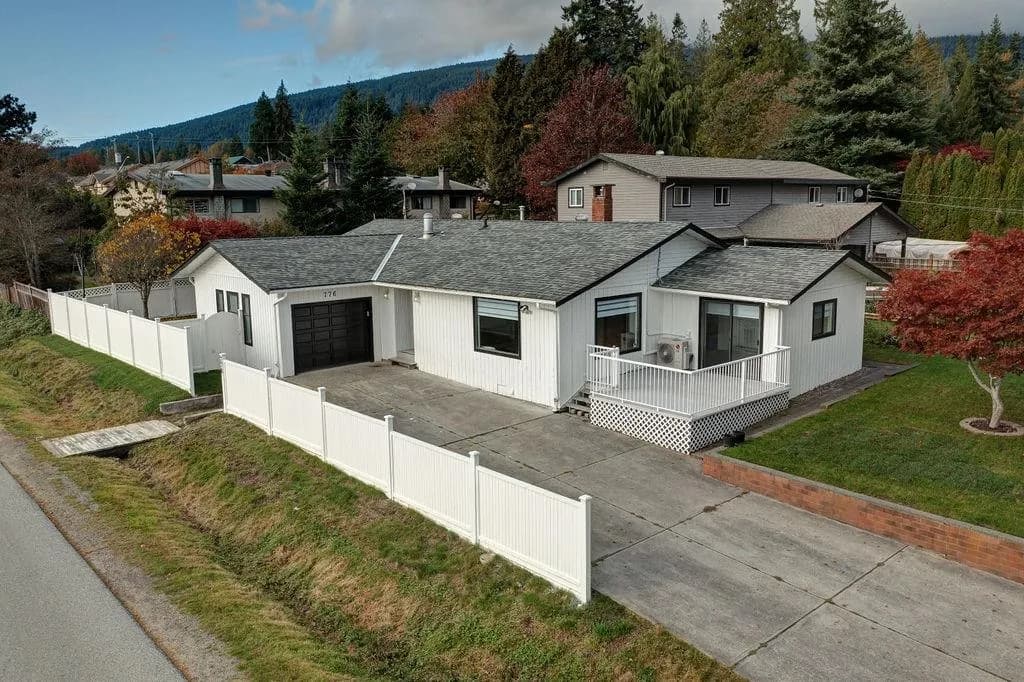 776 Seacot Way, Gibsons, BC V0N 1V9 — image 30