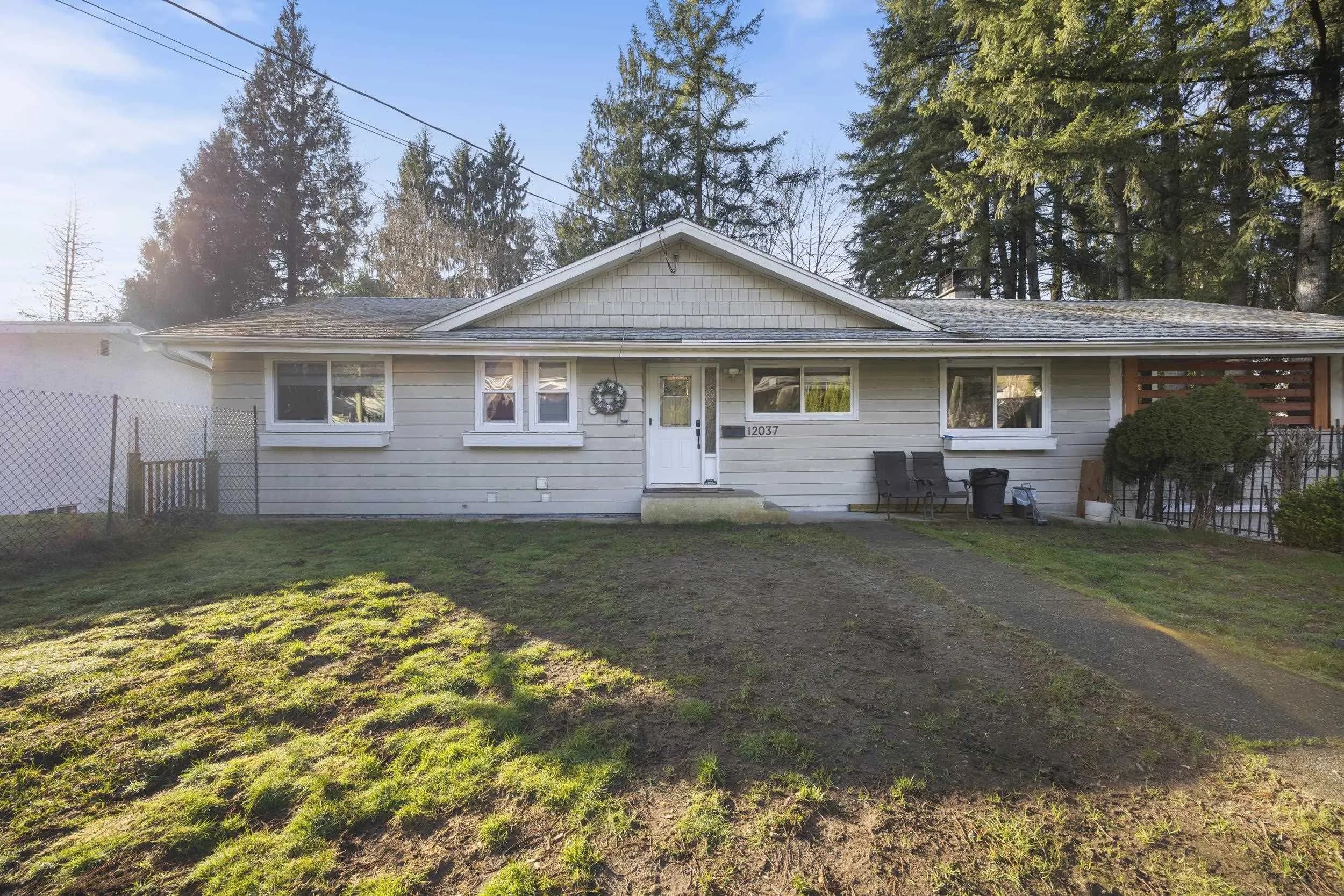 12037 208 Street, Maple Ridge, BC V2X 4W9 — image 3