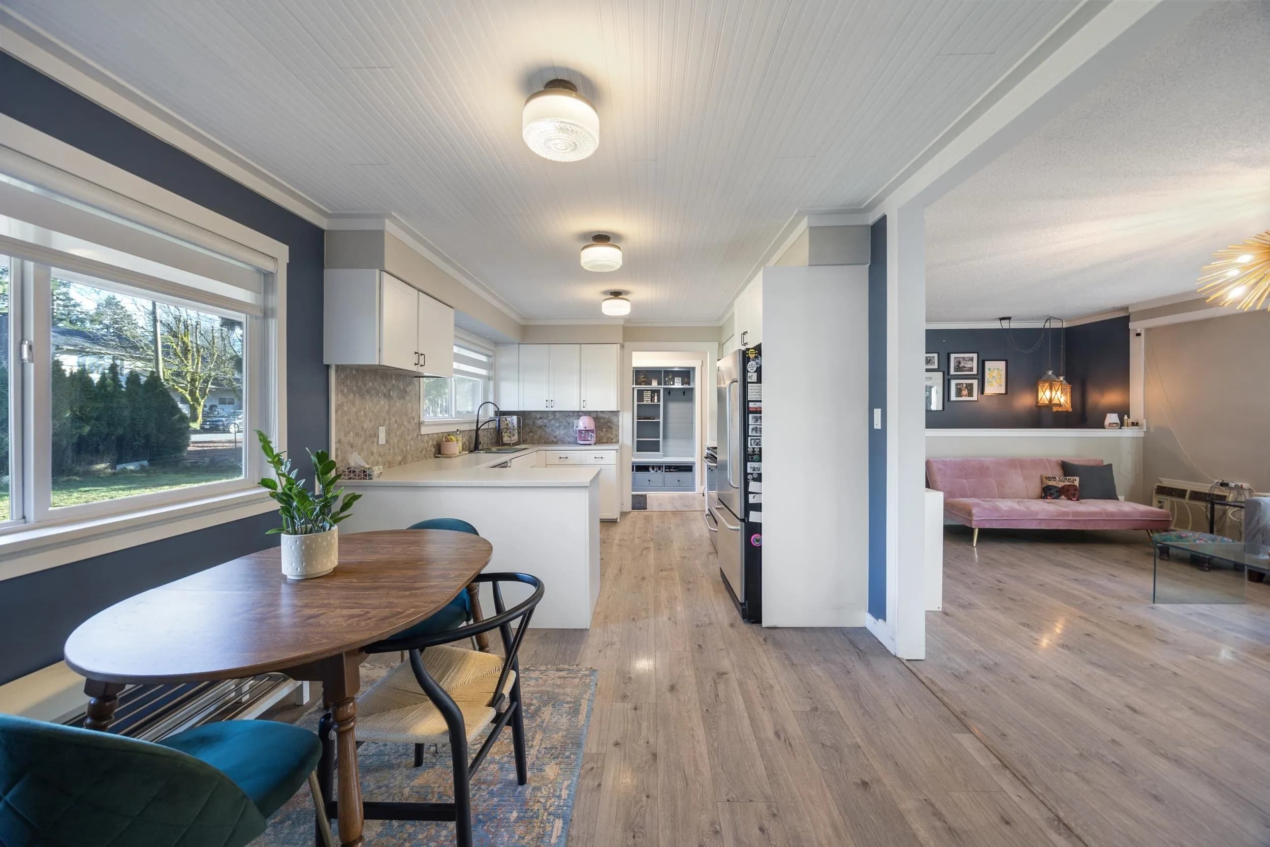 12037 208 Street, Maple Ridge, BC V2X 4W9 — image 14