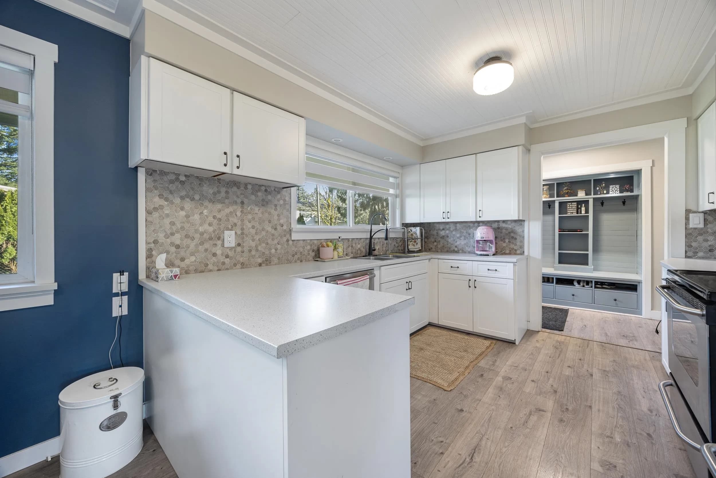 12037 208 Street, Maple Ridge, BC V2X 4W9 — image 31