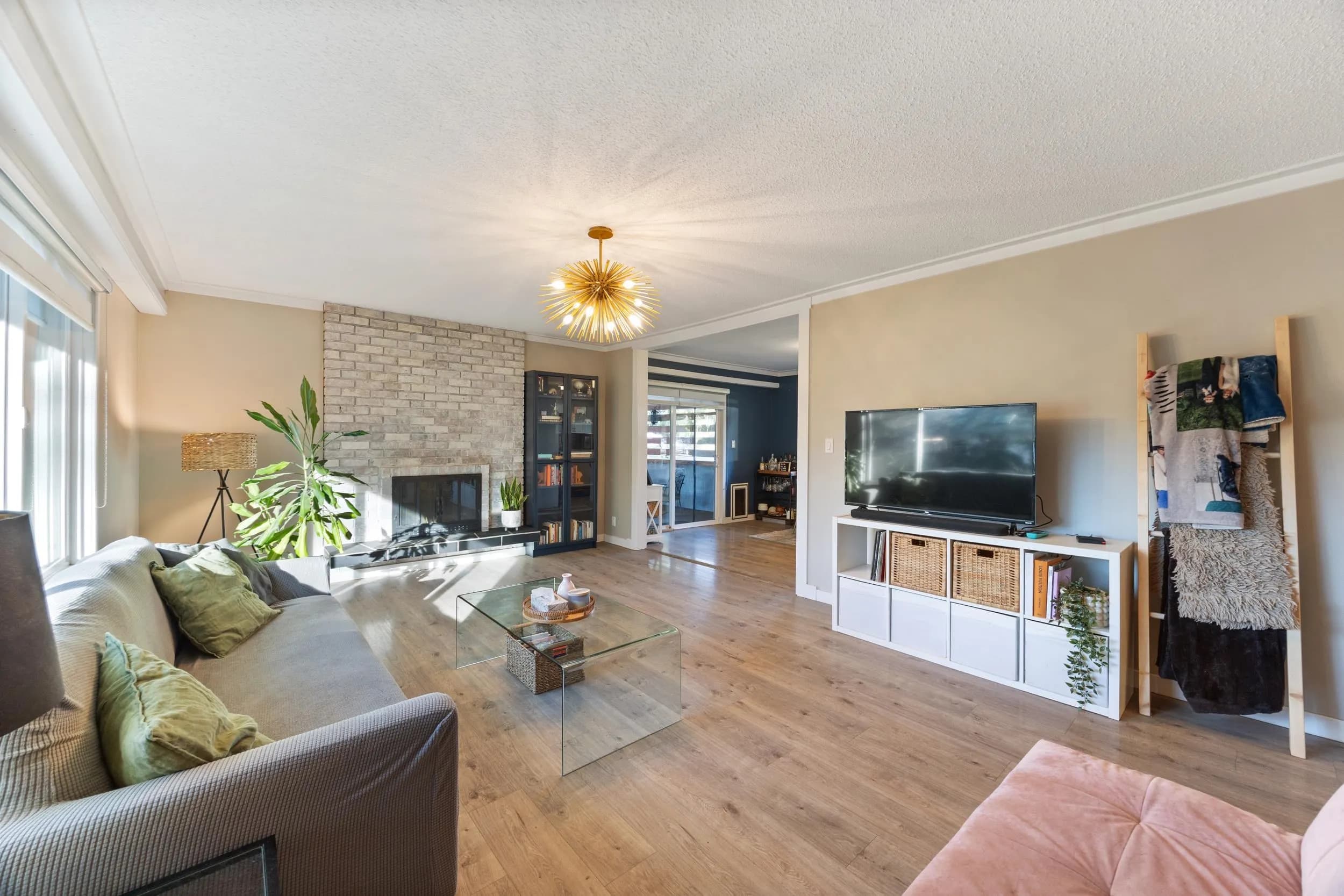 12037 208 Street, Maple Ridge, BC V2X 4W9 — image 12