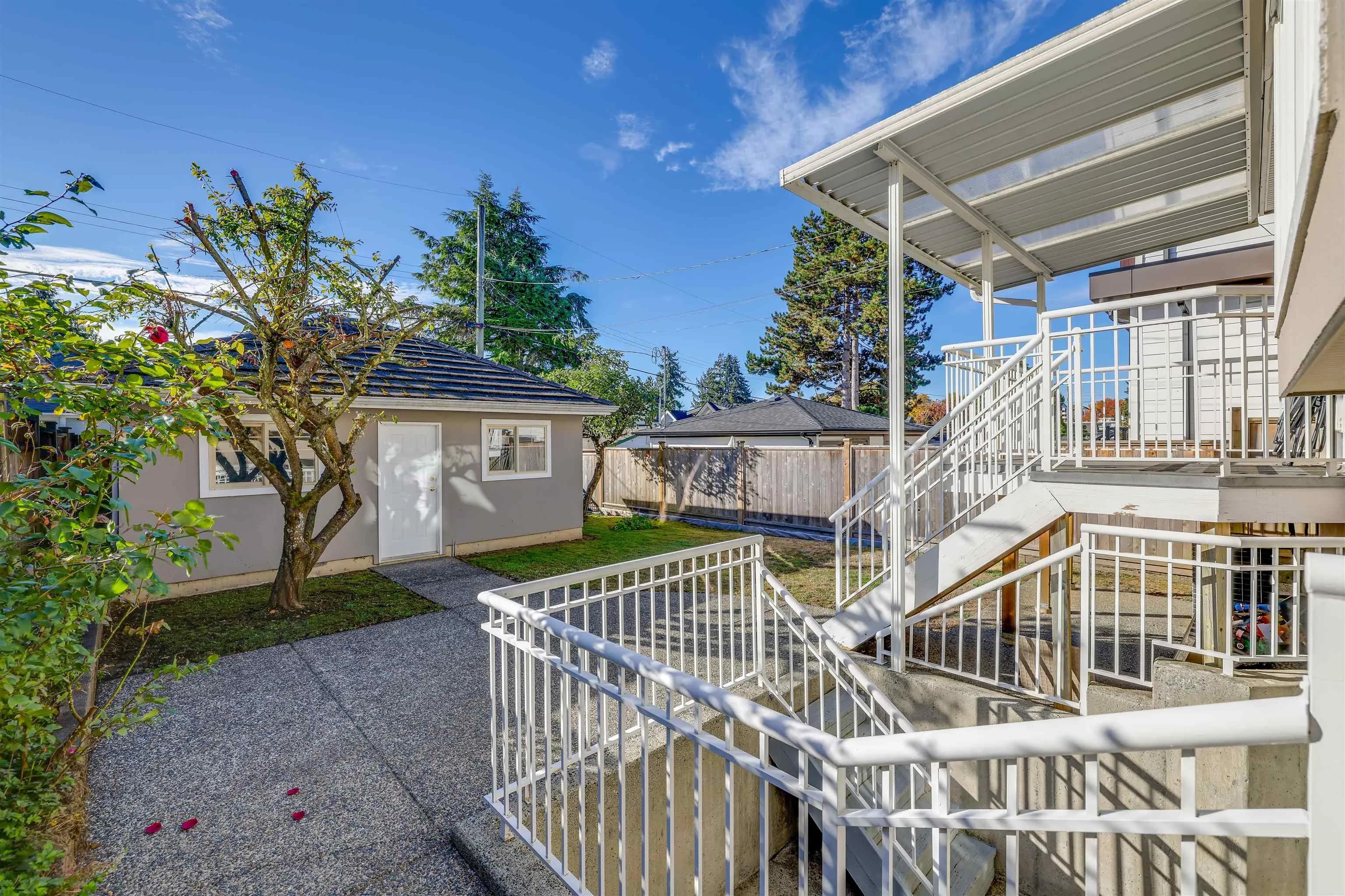1956 W 42nd Avenue, Vancouver, BC V6M 2B1 — image 23