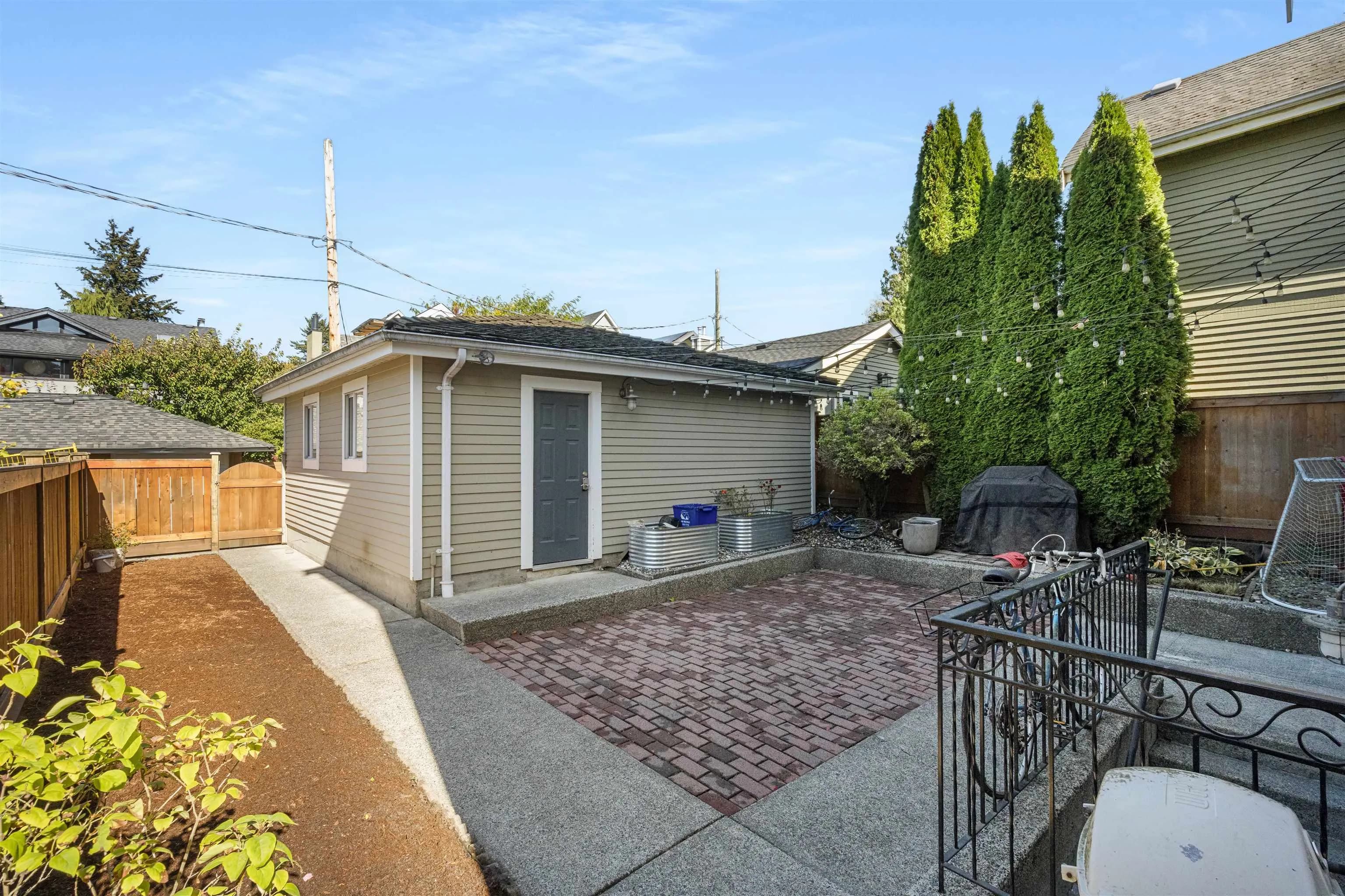35 W 15th Avenue, Vancouver, BC V5Y 1X7 — image 33