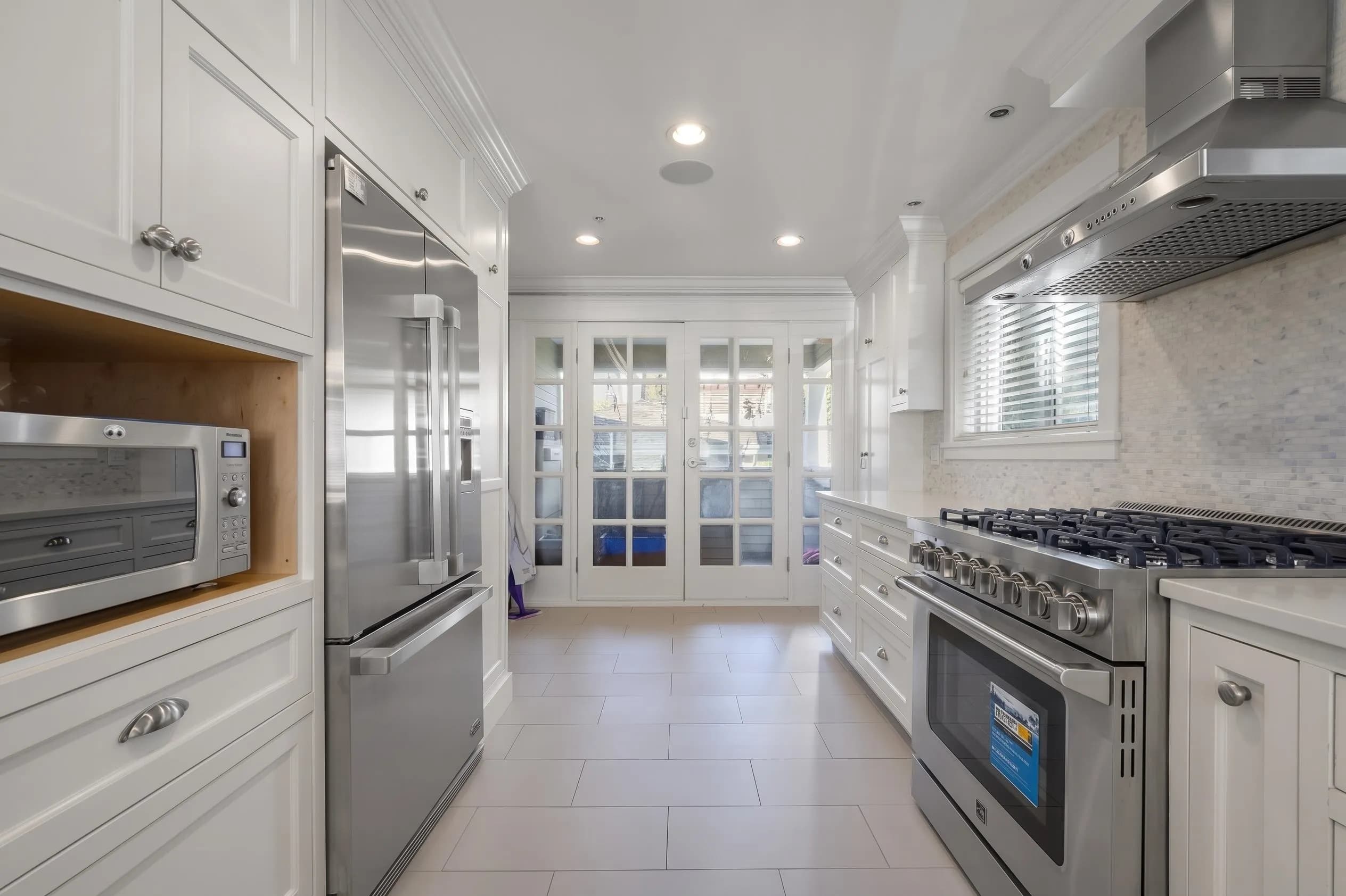 35 W 15th Avenue, Vancouver, BC V5Y 1X7 — image 8
