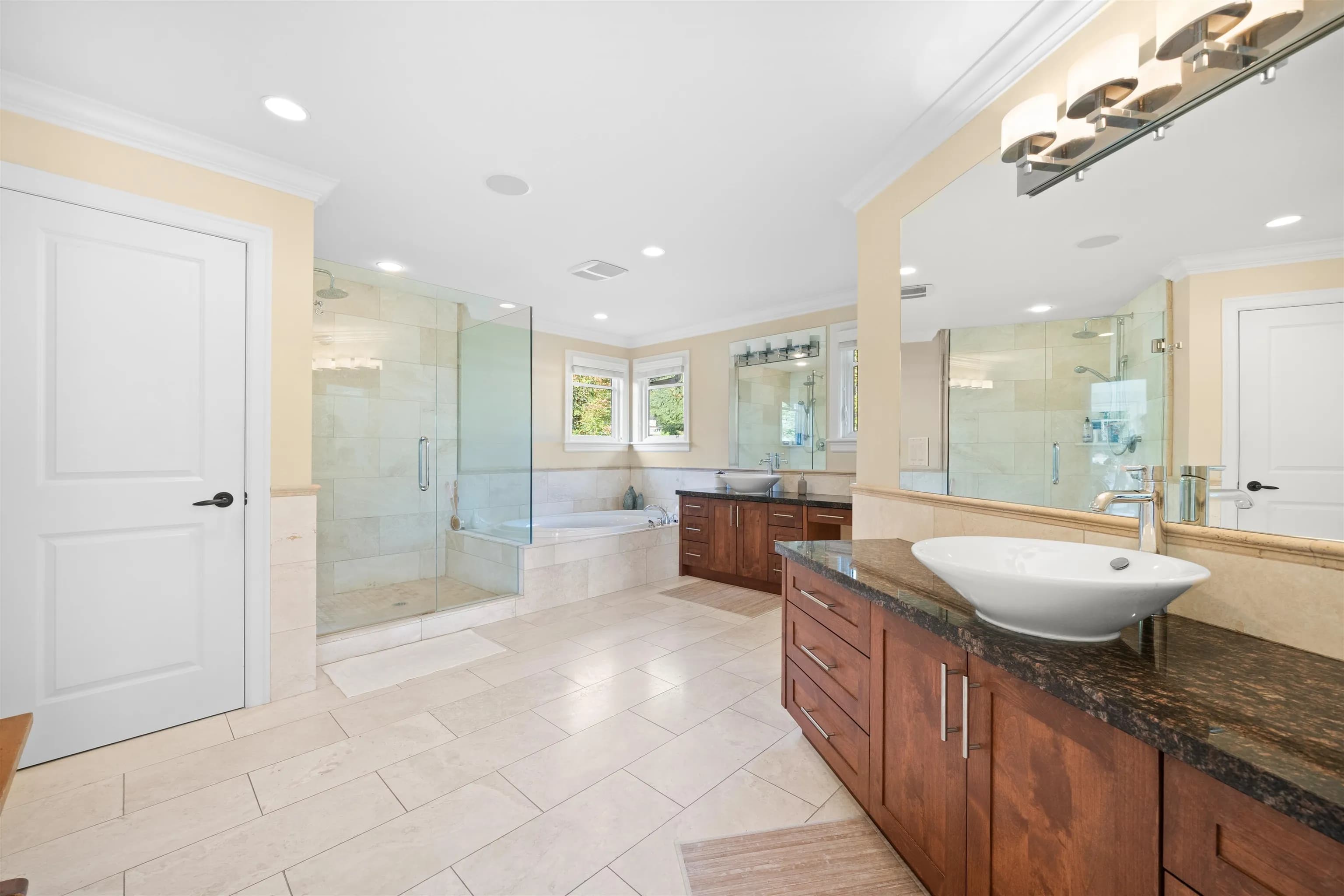 1408 31st Street, West Vancouver, BC V7V 4P5 — image 20