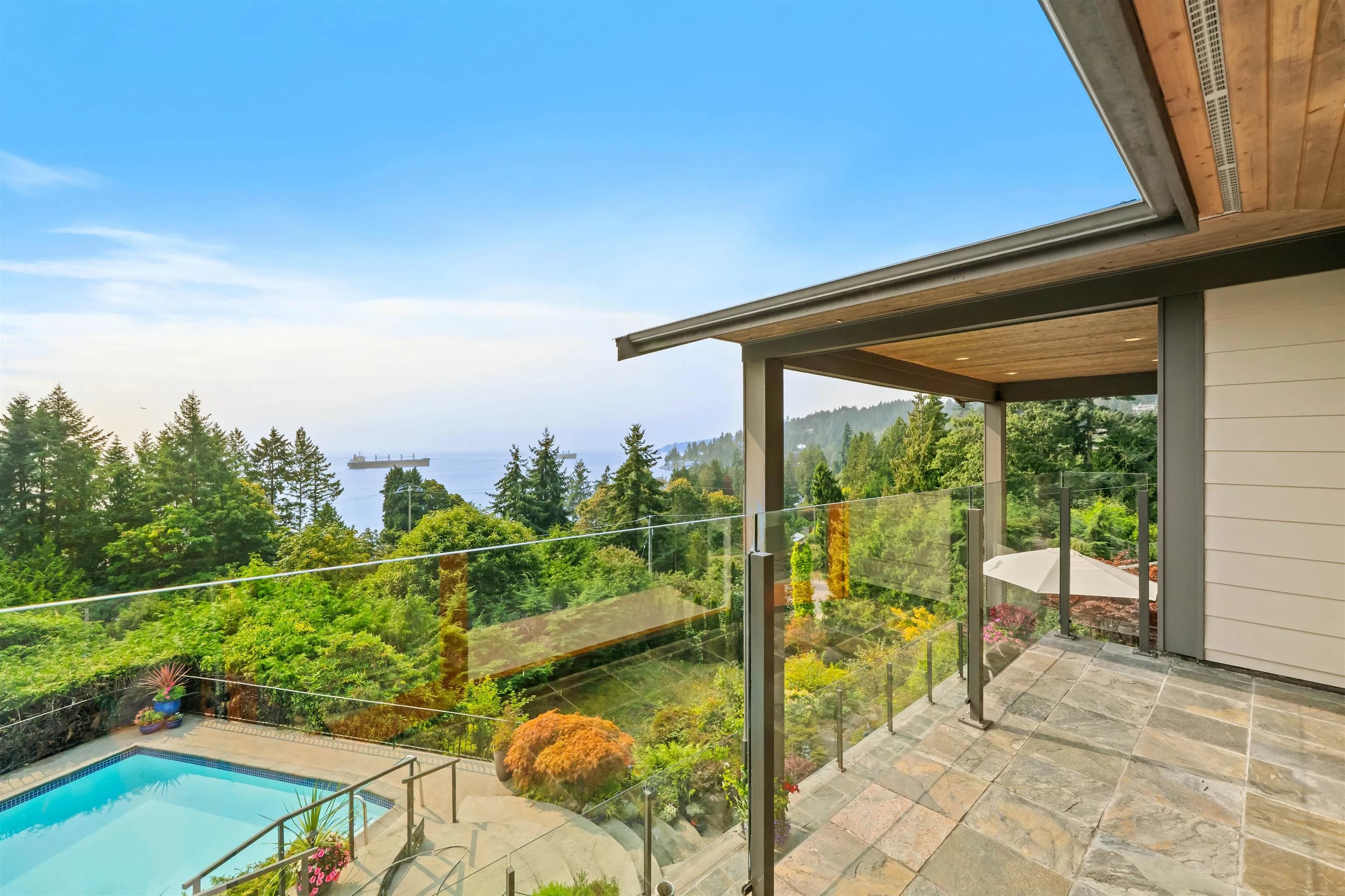 1408 31st Street, West Vancouver, BC V7V 4P5 — image 1