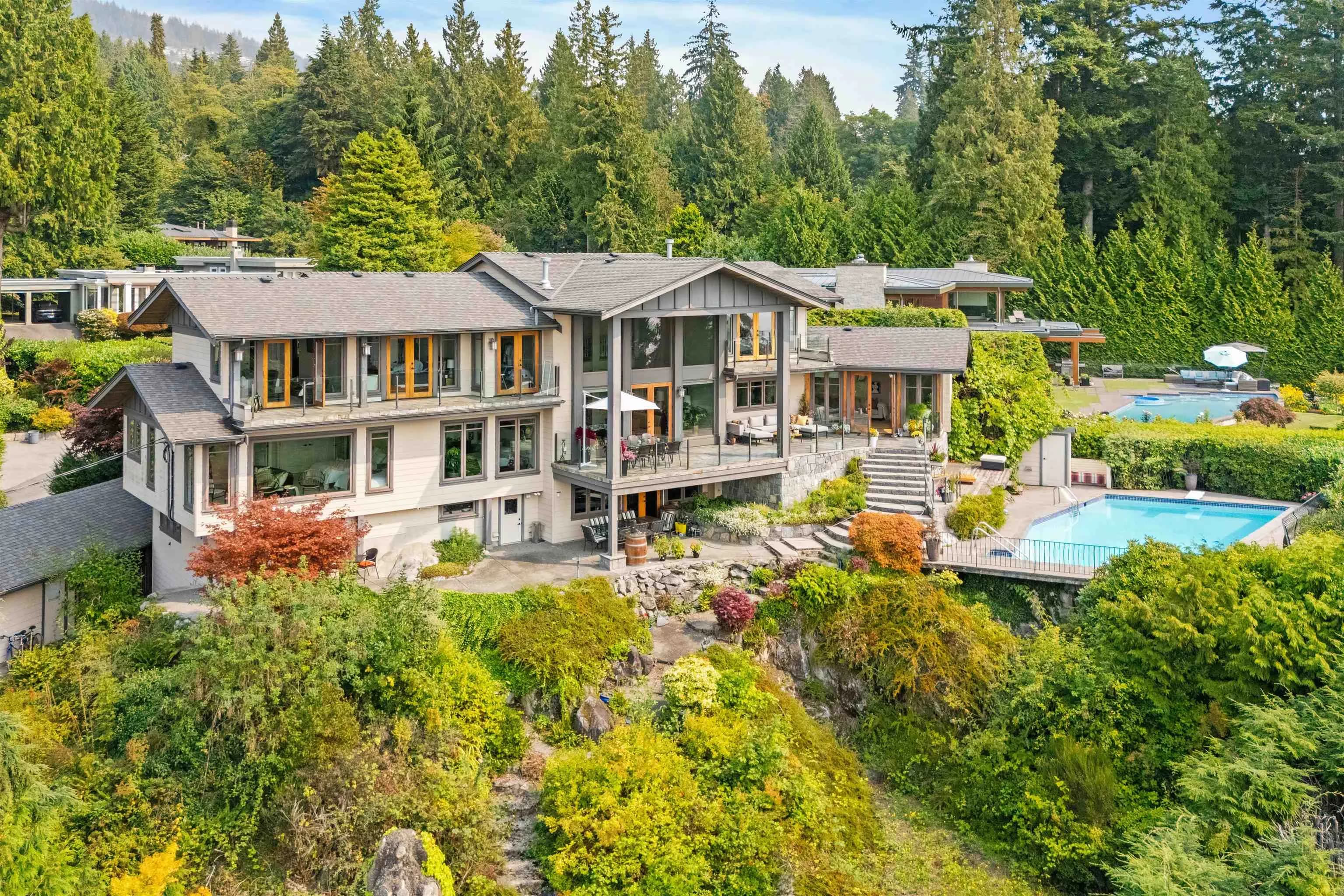 1408 31st Street, West Vancouver, BC V7V 4P5 — image 2