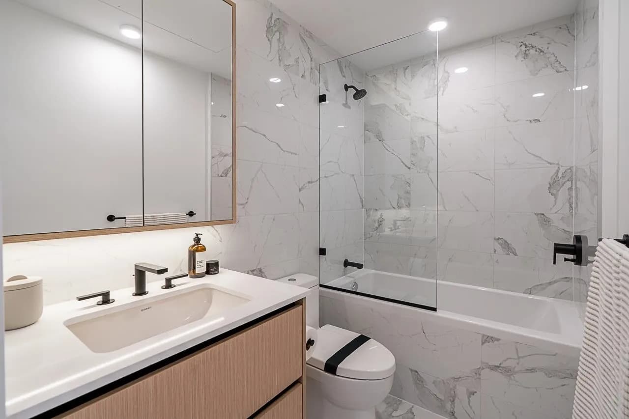 202 539 W 28th Avenue, Vancouver, BC V5Z 2H2 — image 25