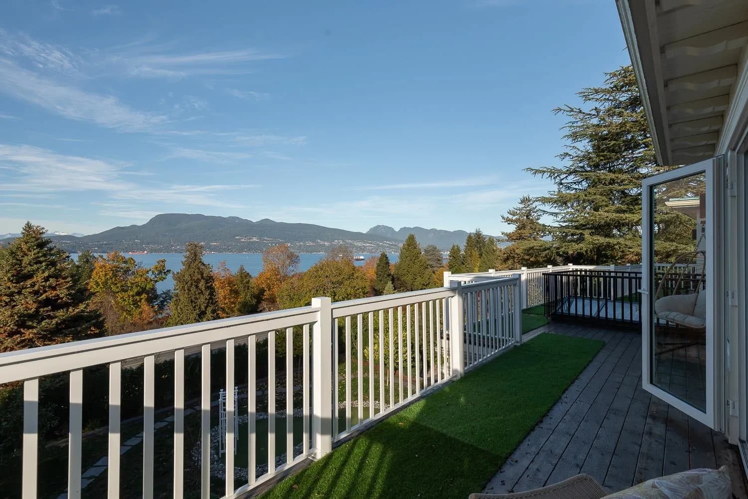 5747 Newton Wynd, Vancouver, BC V6T 1H6 — image 25
