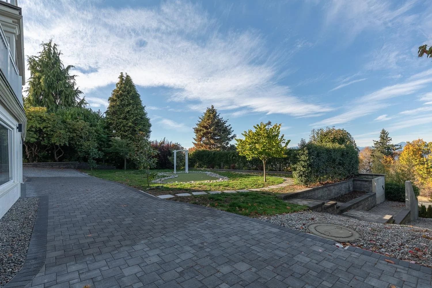 5747 Newton Wynd, Vancouver, BC V6T 1H6 — image 37