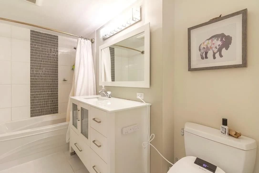 402 4134 Maywood Street, Burnaby, BC V5H 4C9 — image 18