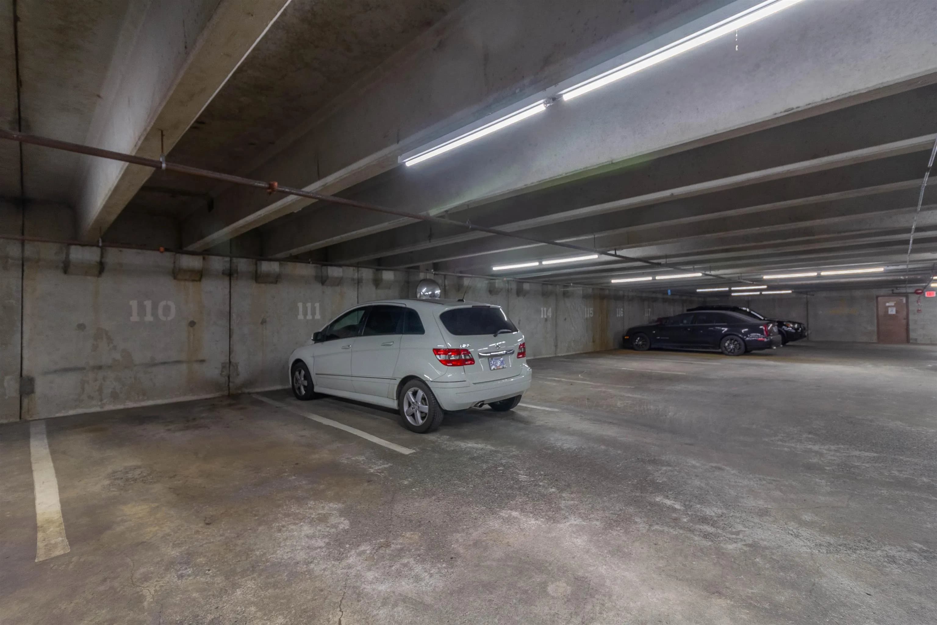 402 4134 Maywood Street, Burnaby, BC V5H 4C9 — image 39