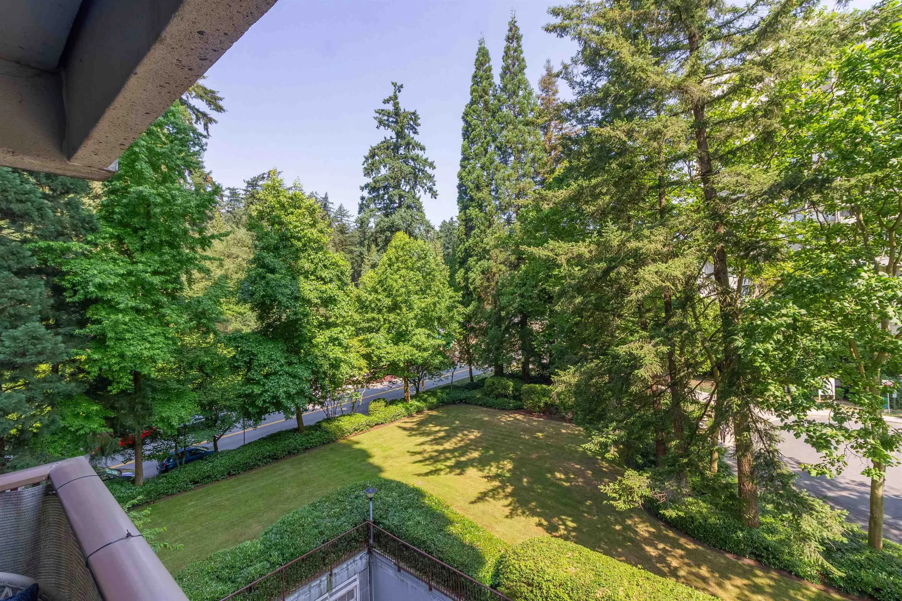 402 4134 Maywood Street, Burnaby, BC V5H 4C9 — image 24