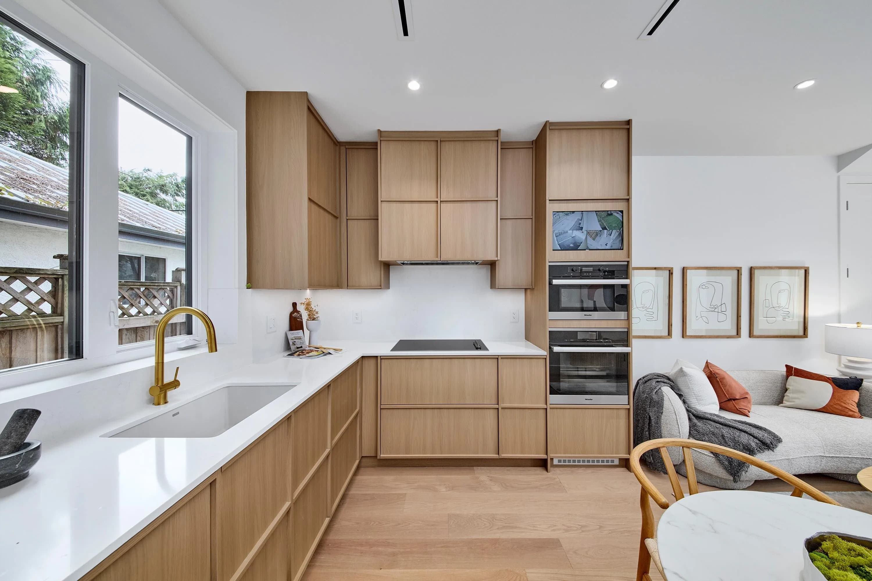 3 4659 W 11 Avenue, Vancouver, BC V6R 2M6 — image 9