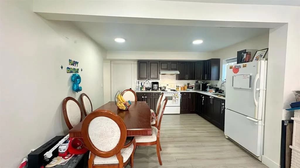 13017 64 Avenue, Surrey, BC V3W 1X8 — image 20