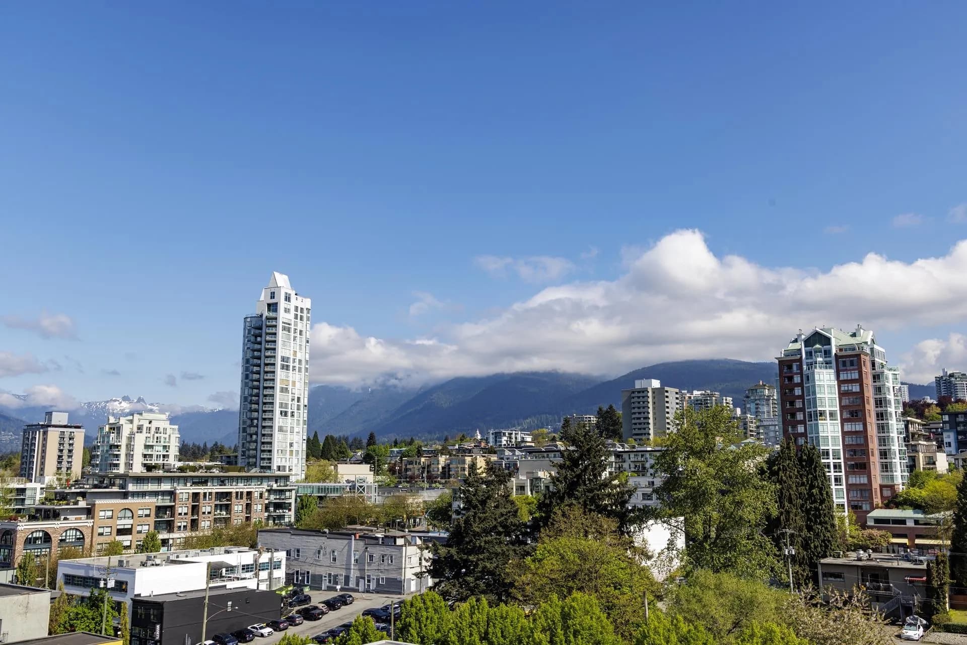 Ph1 168 E Esplanade, North Vancouver, BC V7L 4X8 — image 32