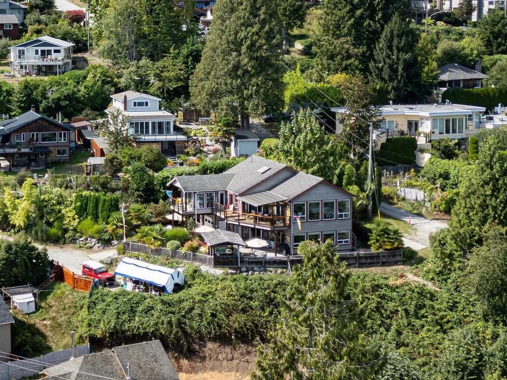 491 Woodland Avenue, Gibsons, BC V0N 1V1 — image 36