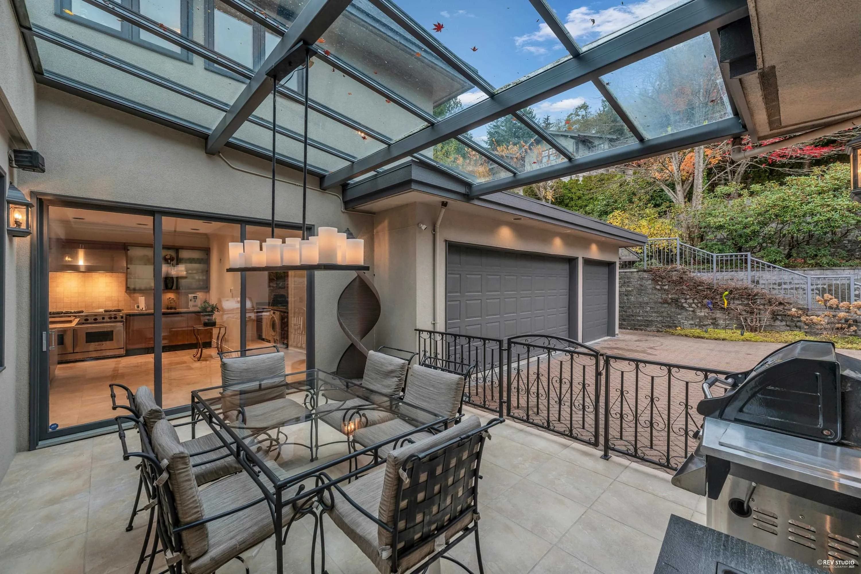 1525 Errigal Place, West Vancouver, BC V7S 3H1 — image 17