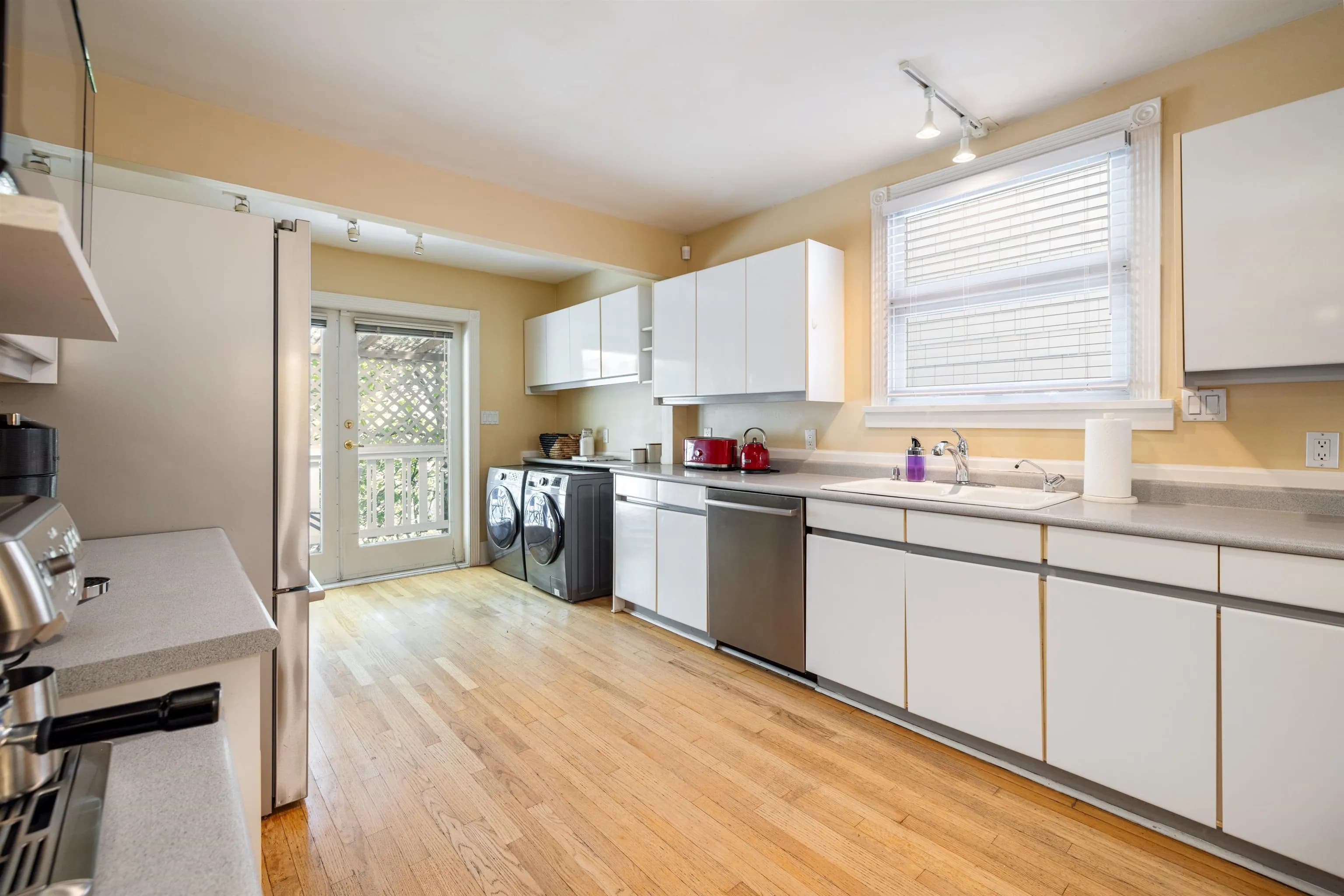 4343 W 11th Avenue, Vancouver, BC V6R 2L9 — image 9