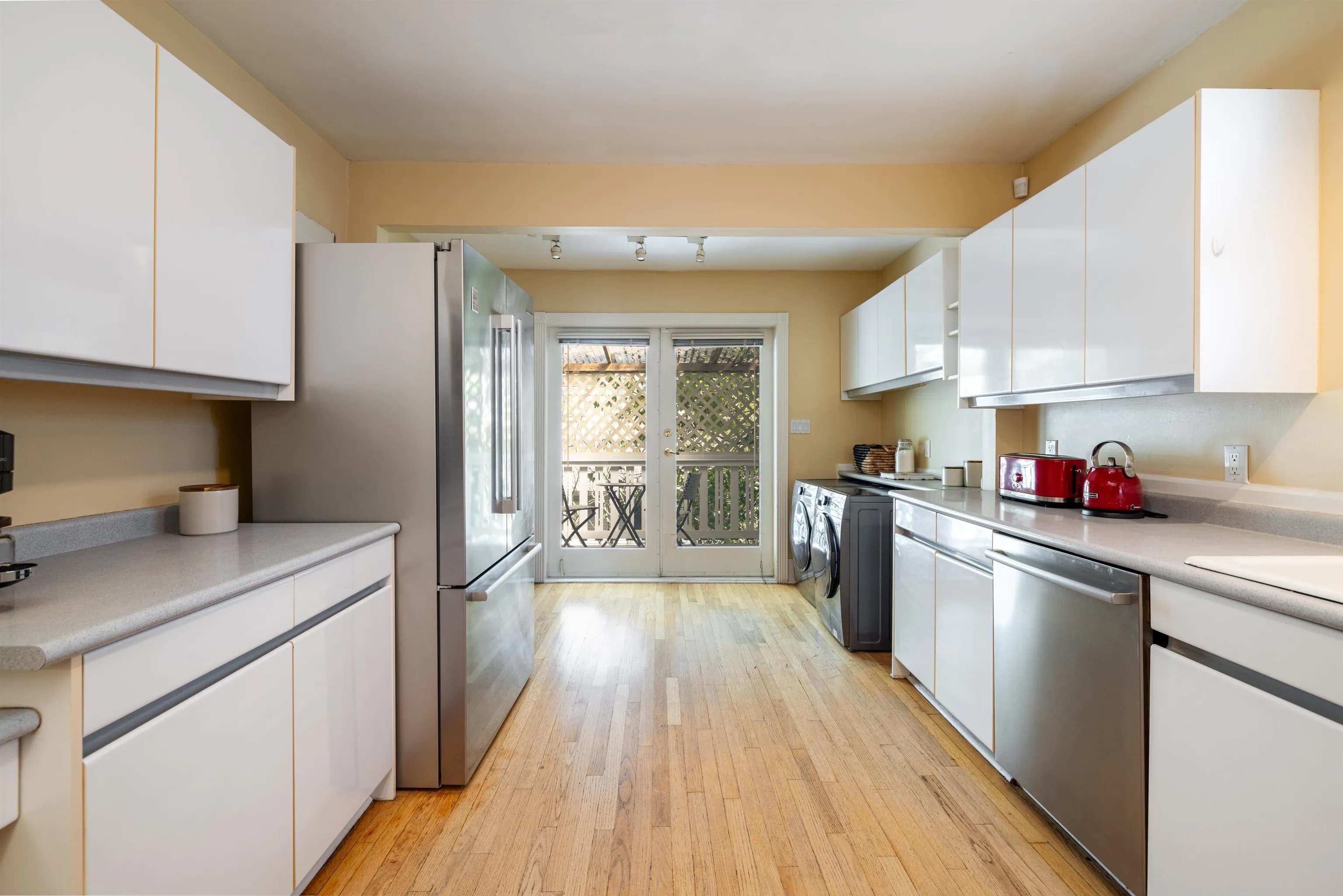 4343 W 11th Avenue, Vancouver, BC V6R 2L9 — image 8