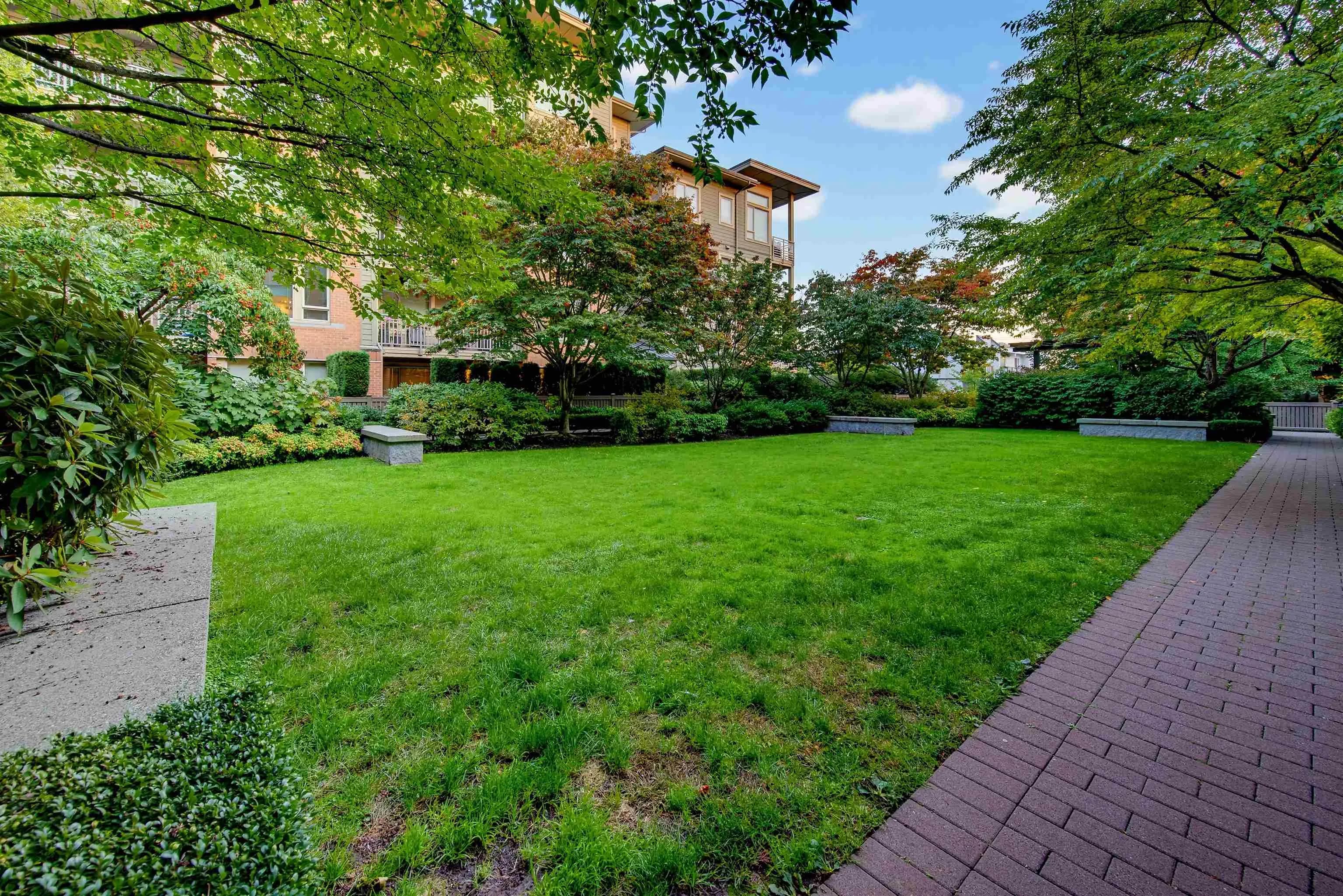 411 119 W 22nd Street, North Vancouver, BC V7M 0B4 — image 37