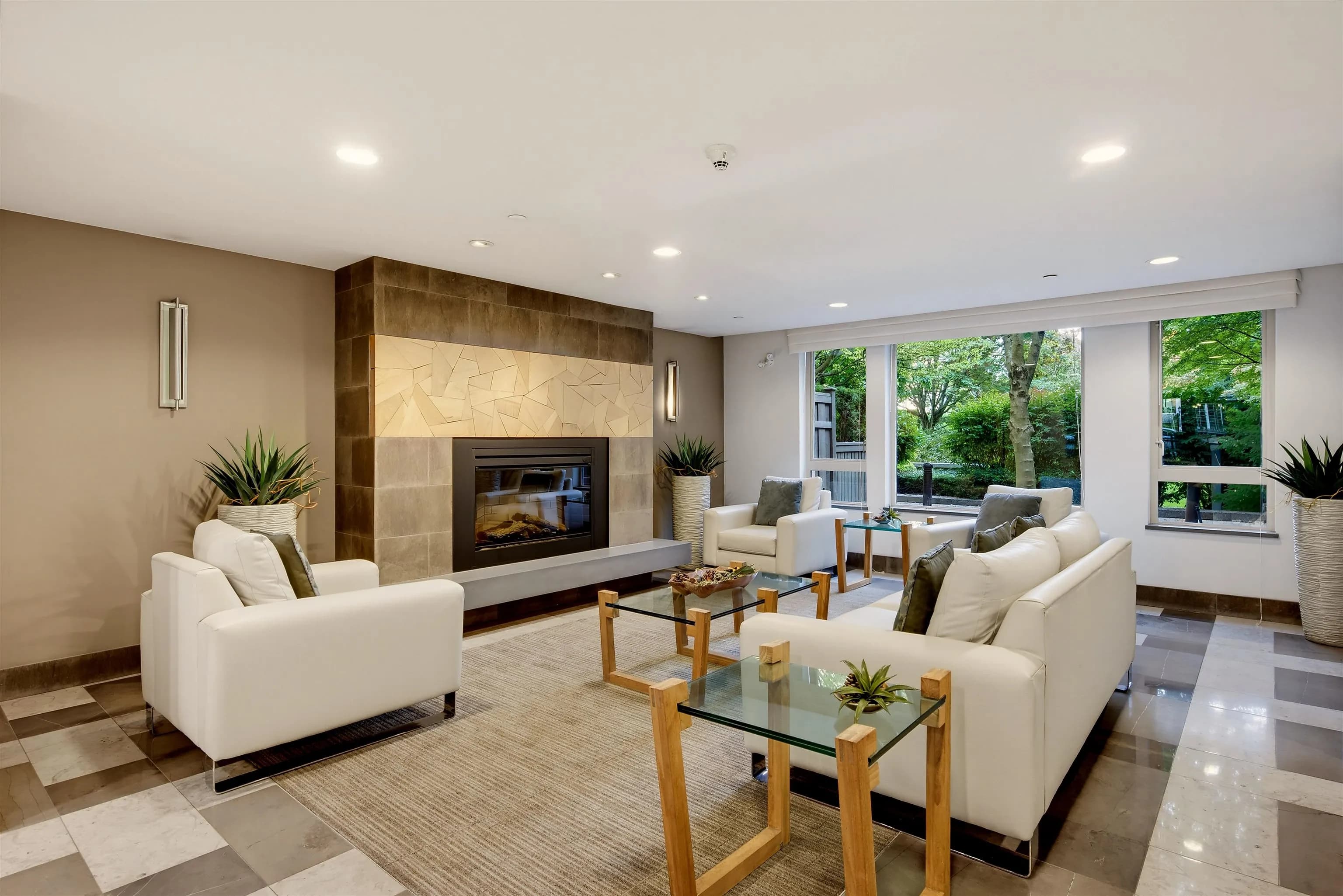 411 119 W 22nd Street, North Vancouver, BC V7M 0B4 — image 5