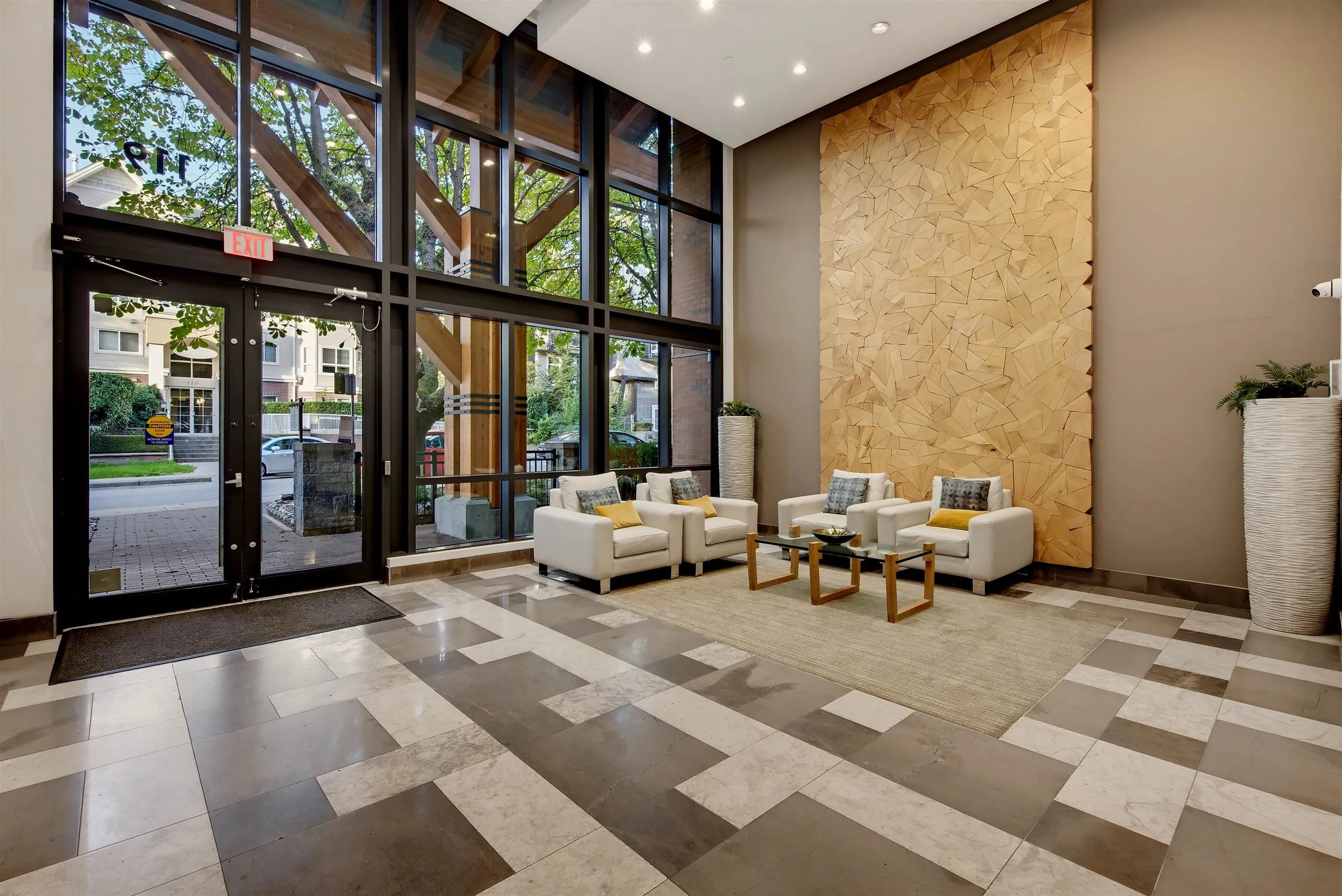 411 119 W 22nd Street, North Vancouver, BC V7M 0B4 — image 4