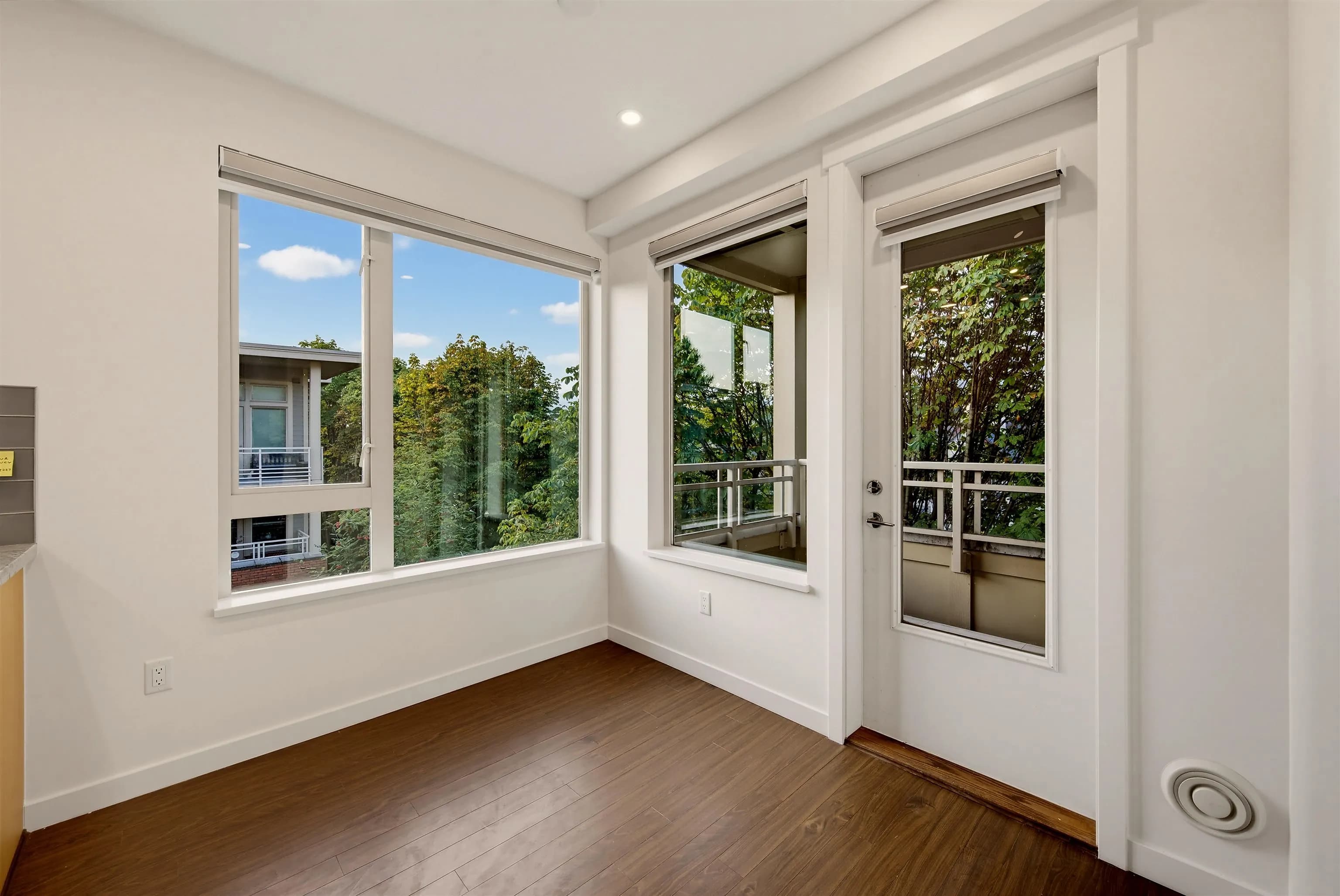 411 119 W 22nd Street, North Vancouver, BC V7M 0B4 — image 8