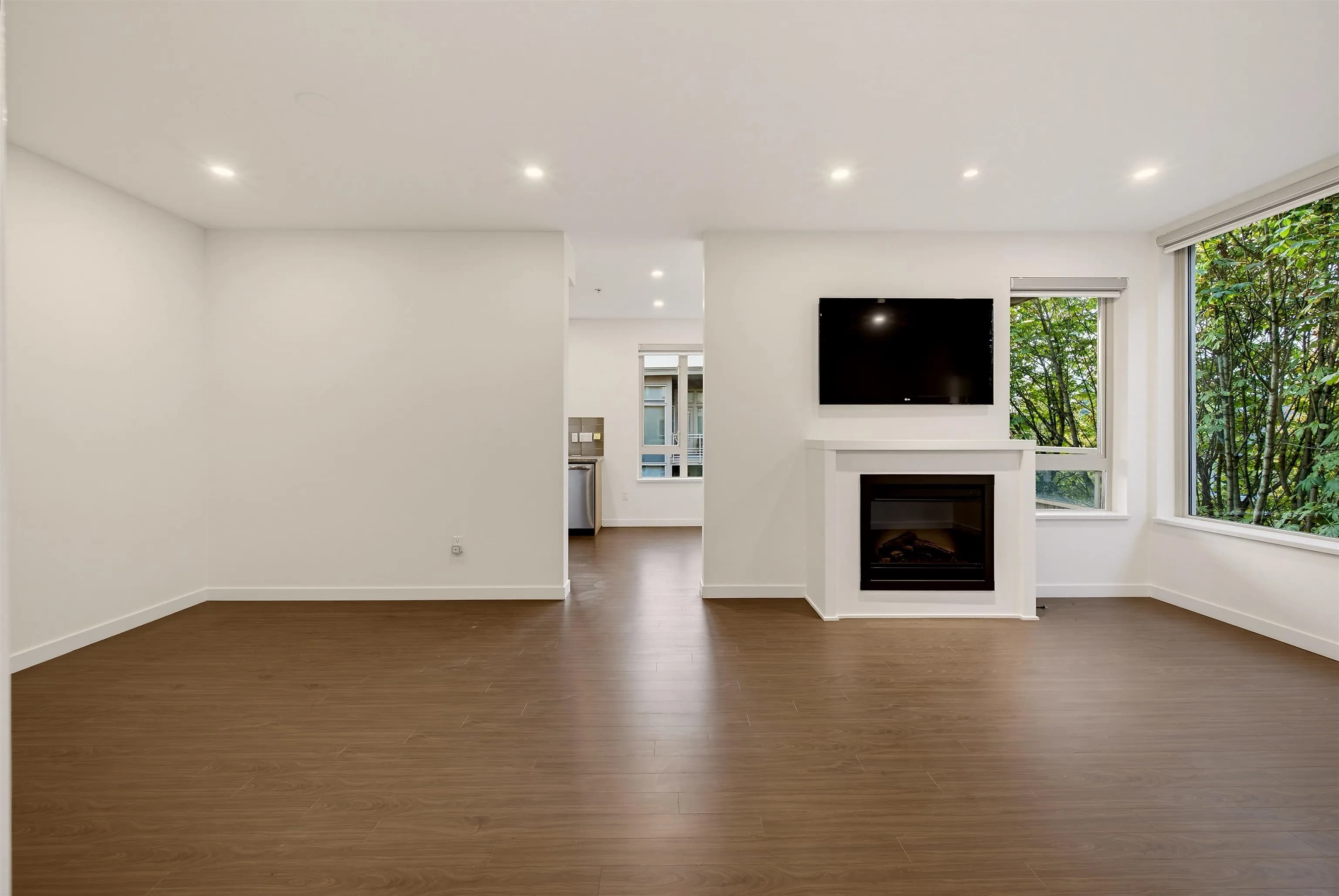 411 119 W 22nd Street, North Vancouver, BC V7M 0B4 — image 13
