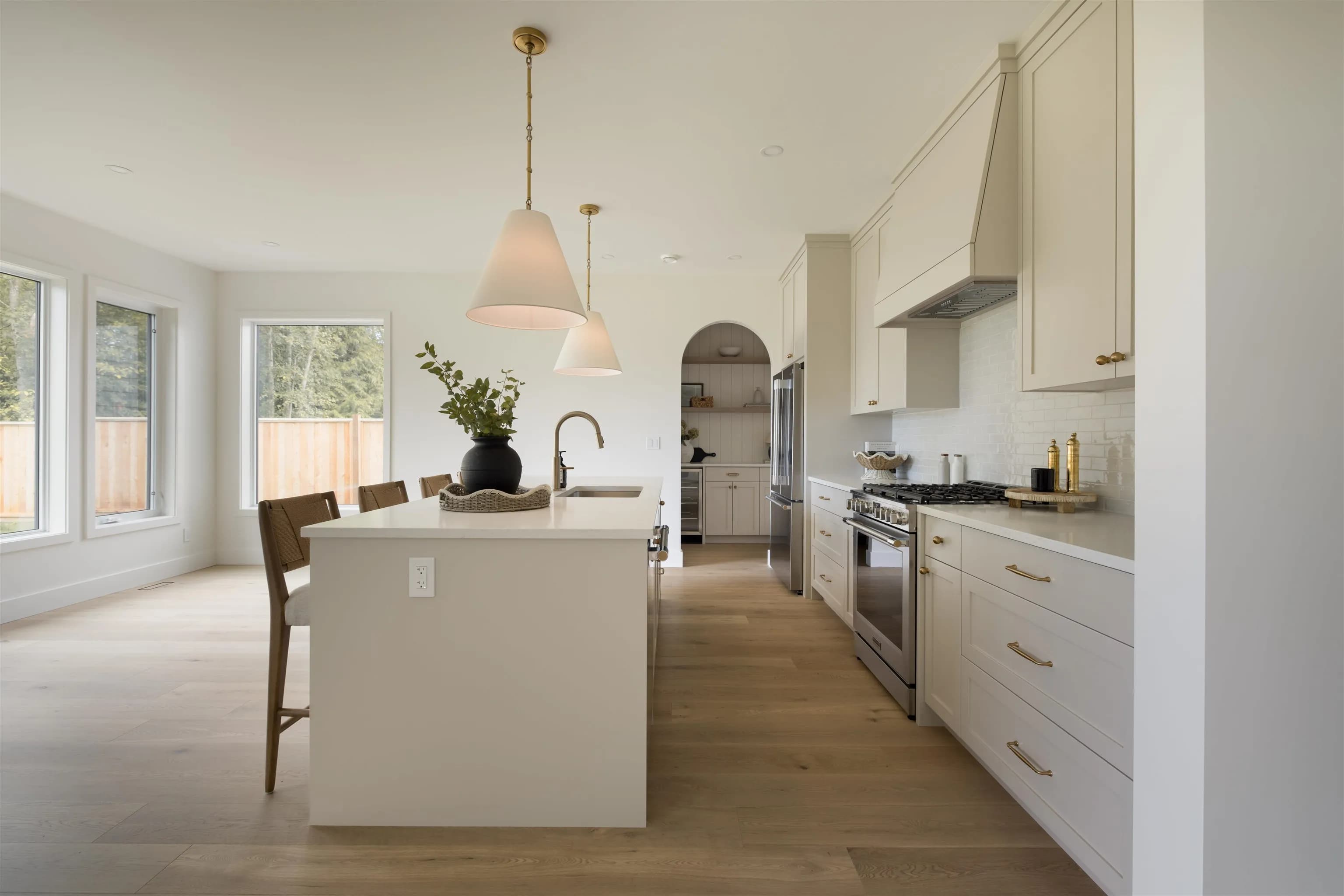 385 Solaz Place, Gibsons, BC V0N 1V5 — image 4