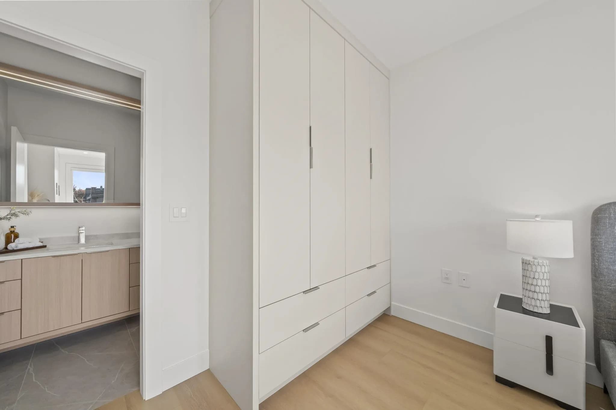 1 3623 Triumph Street, Vancouver, BC V5K 1V4 — image 21