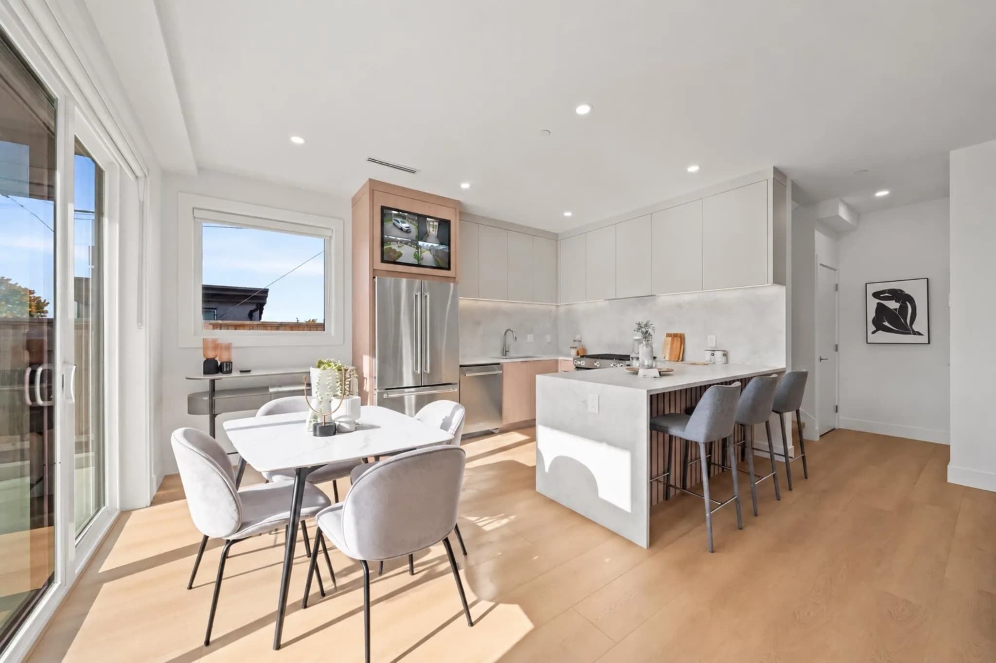 1 3623 Triumph Street, Vancouver, BC V5K 1V4 — image 6