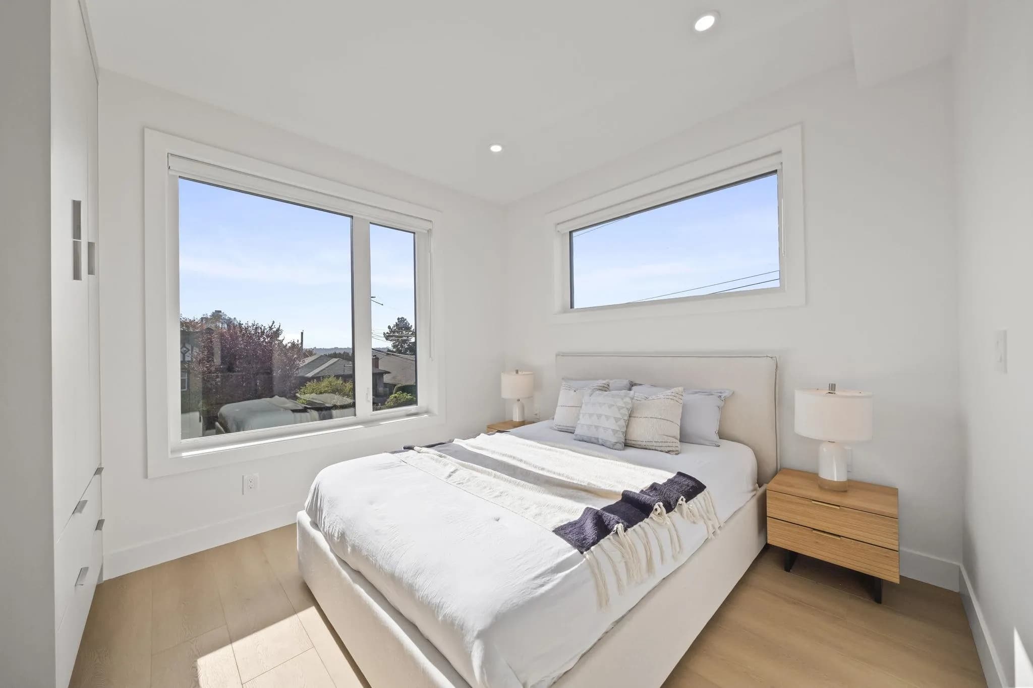 1 3623 Triumph Street, Vancouver, BC V5K 1V4 — image 23