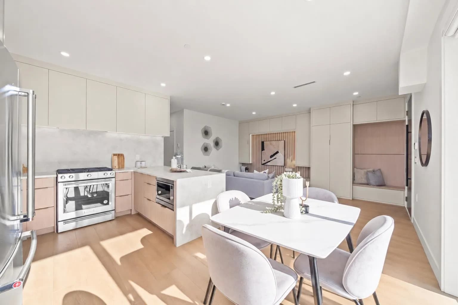 1 3623 Triumph Street, Vancouver, BC V5K 1V4 — image 10